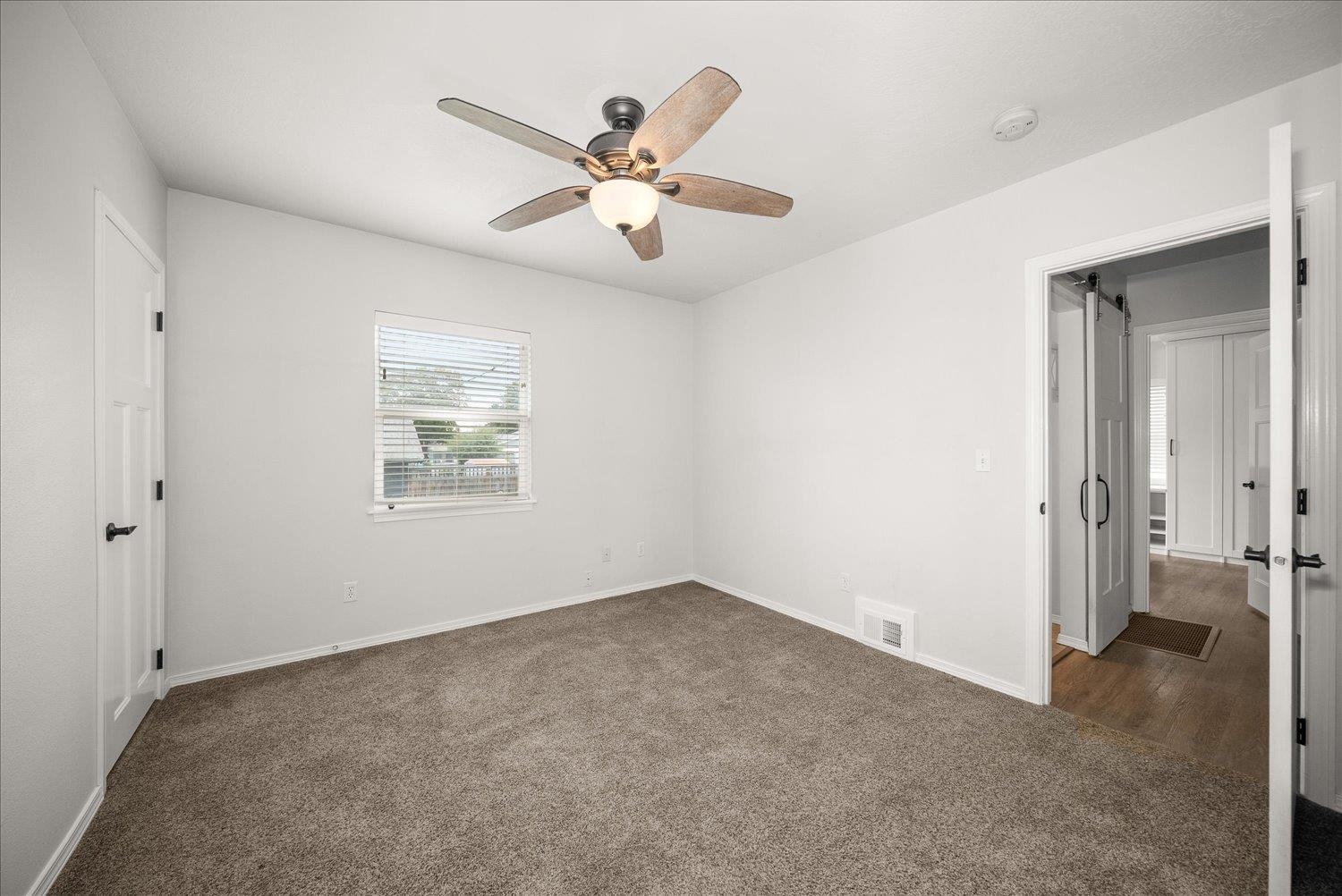 2617 W Fairview Ave - Photo 17