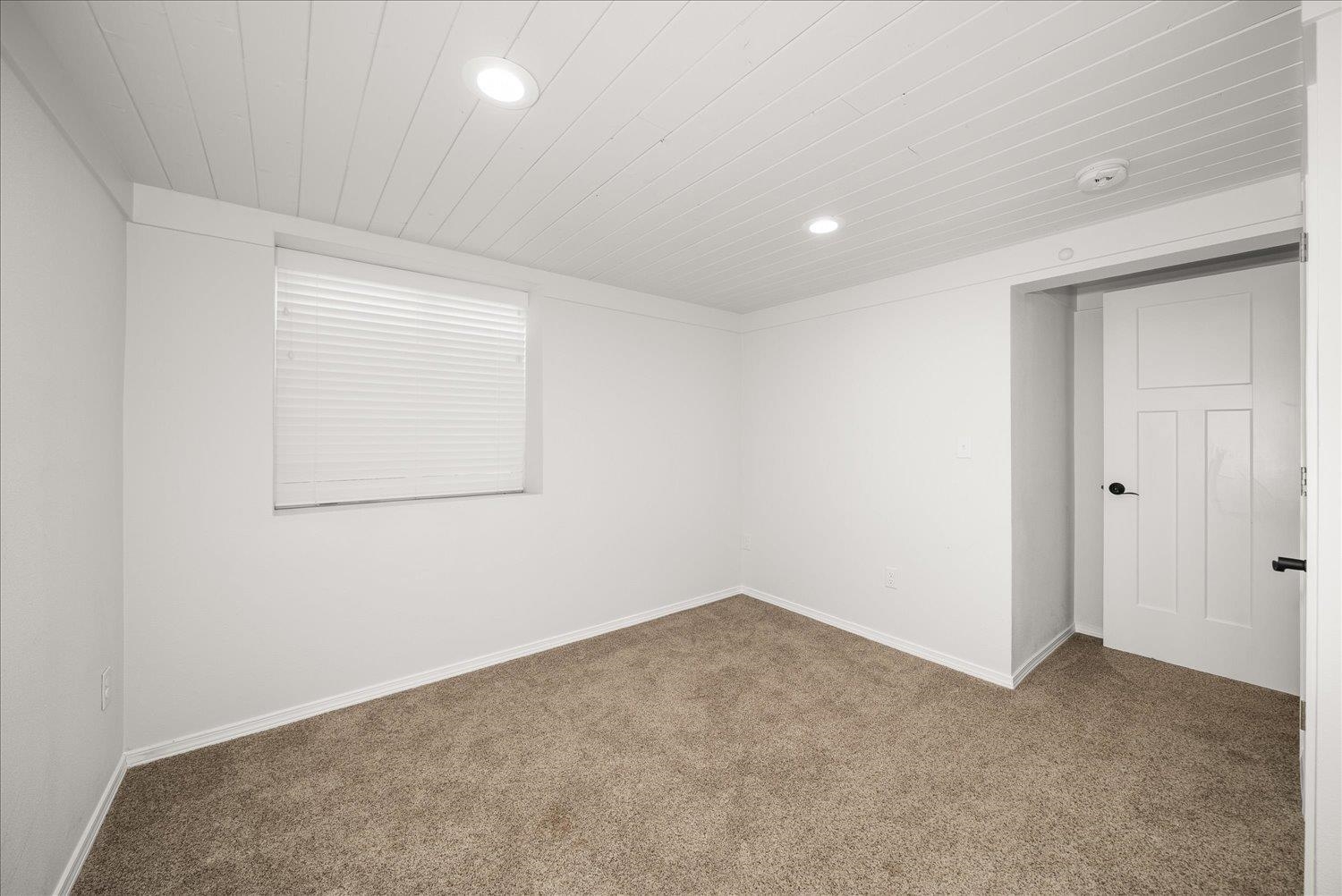2617 W Fairview Ave - Photo 24