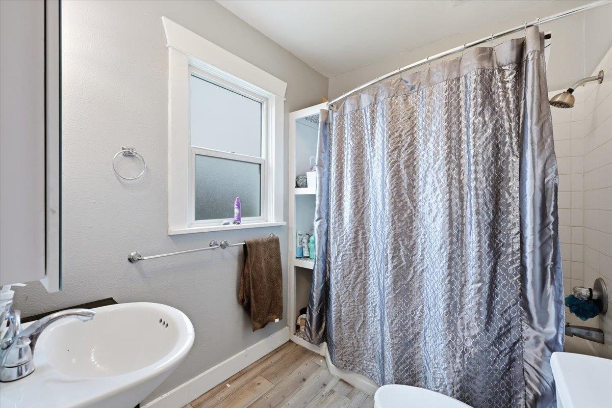 420 W Shannon Ave - Photo 17