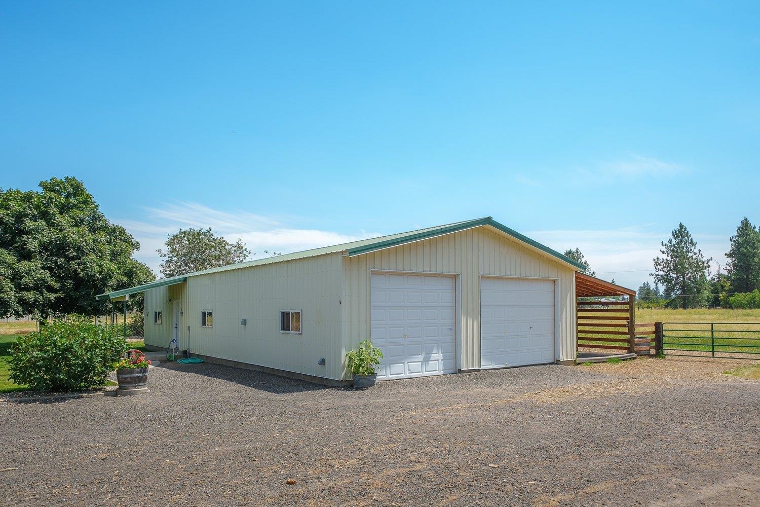 8711 S Cedar Rd - Photo 32