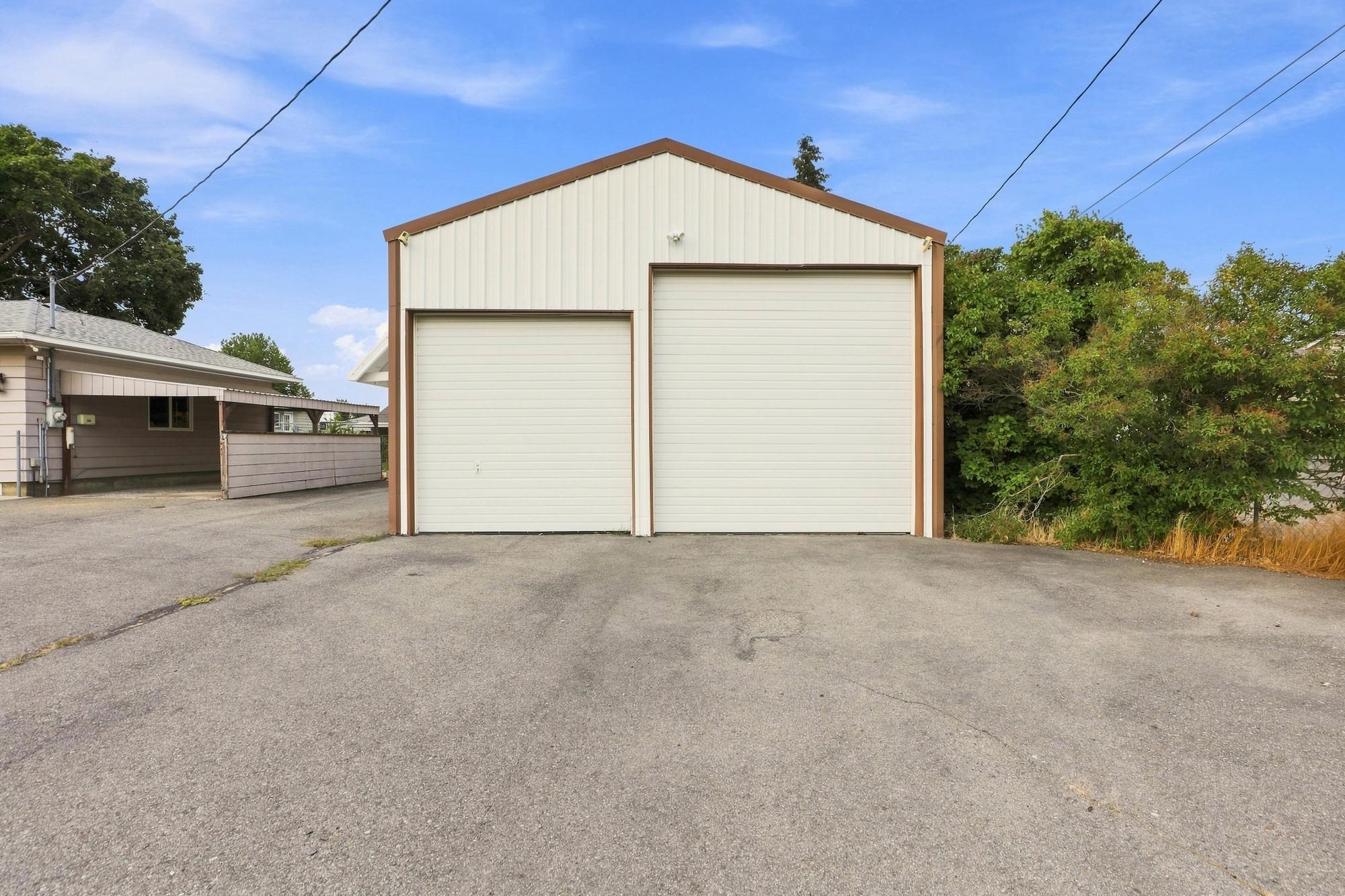 12703 E 8th Ave - Photo 8