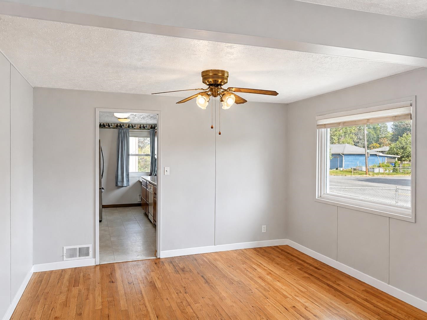 12703 E 8th Ave - Photo 14