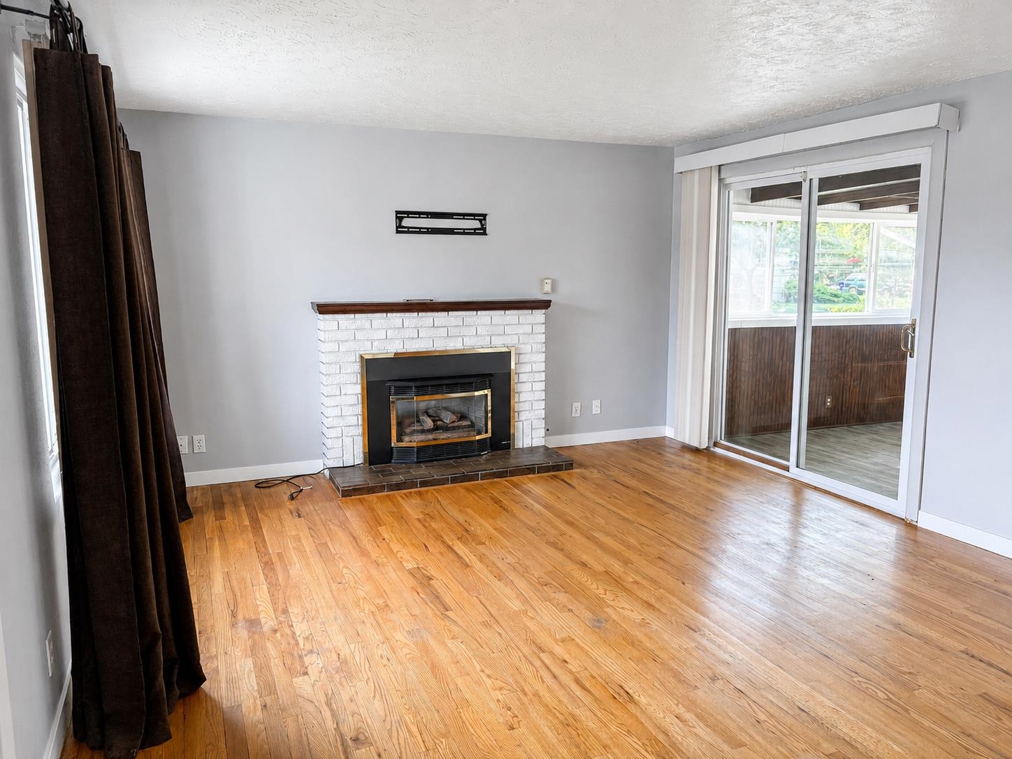 12703 E 8th Ave - Photo 18