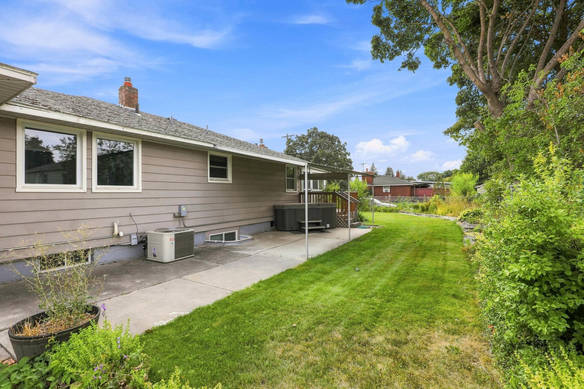 12703 E 8th Ave - Photo 38