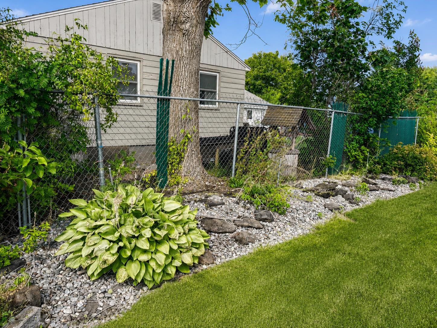 12703 E 8th Ave - Photo 44