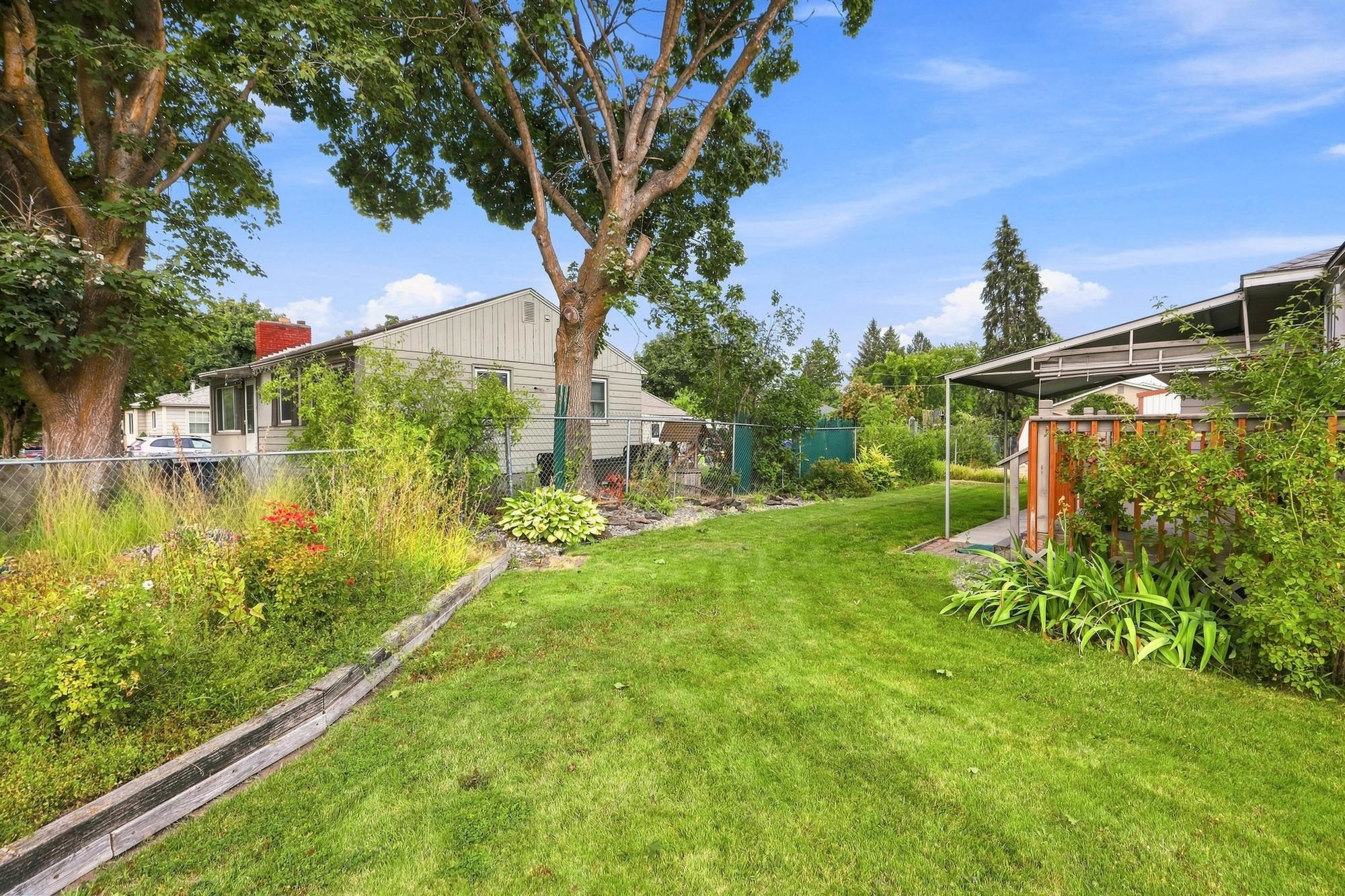 12703 E 8th Ave - Photo 45