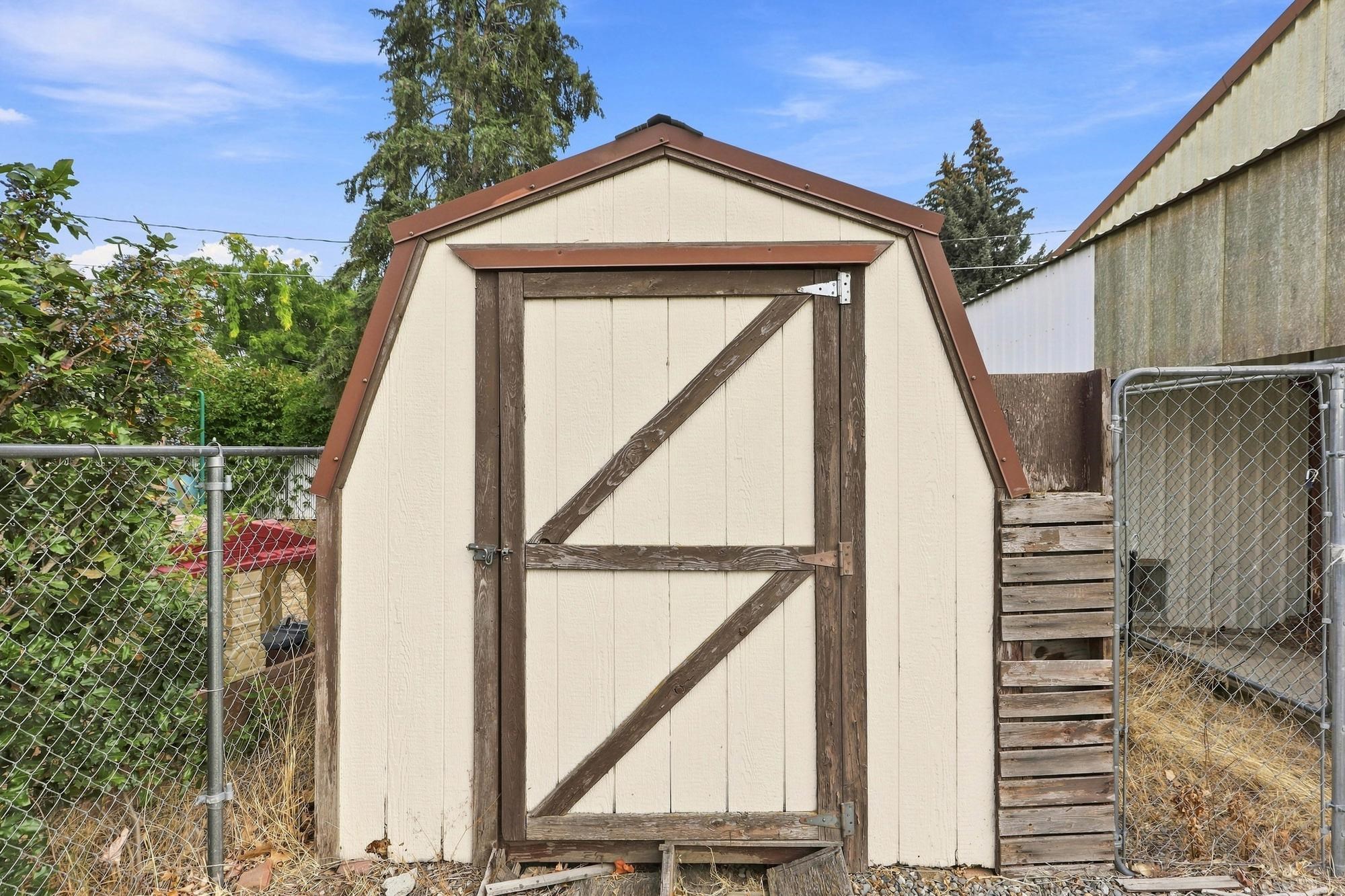 12703 E 8th Ave - Photo 46