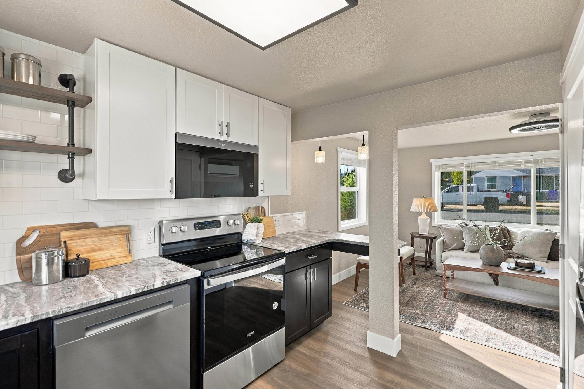 6327 E 7th Ave - Photo 12