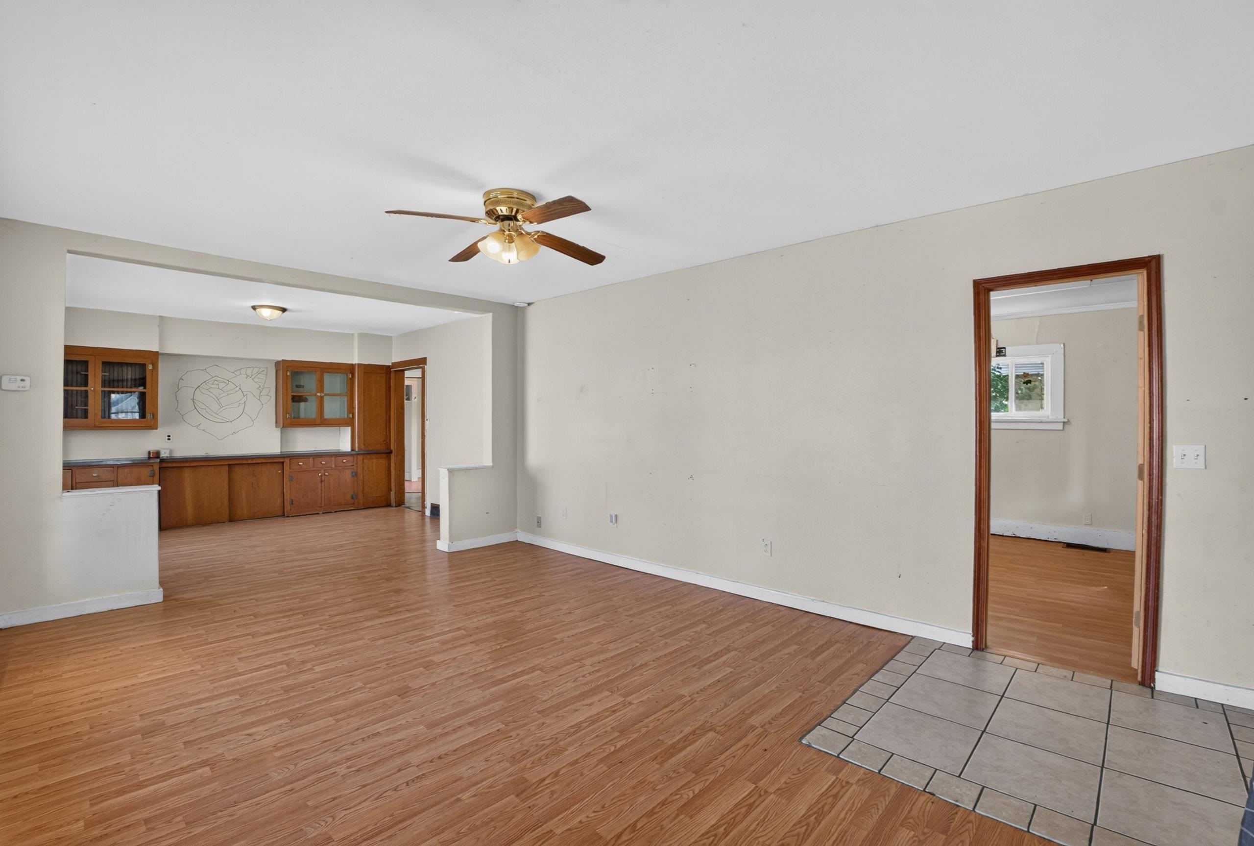 1105 E Olympic Ave - Photo 7