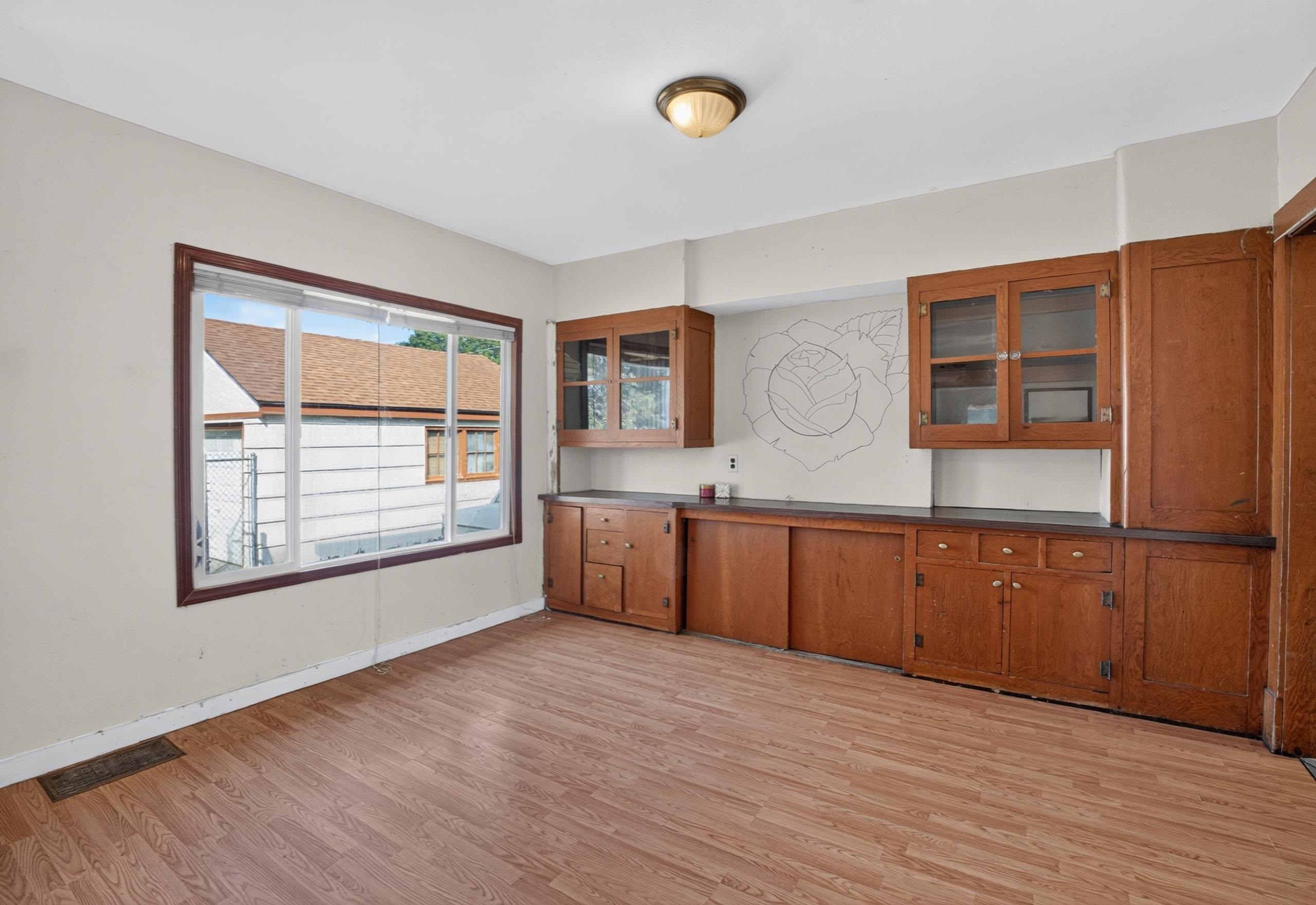 1105 E Olympic Ave - Photo 10