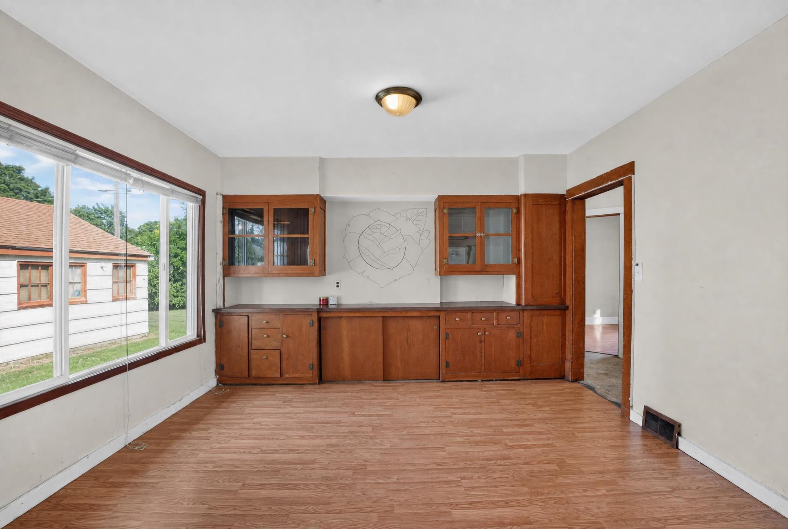 1105 E Olympic Ave - Photo 11