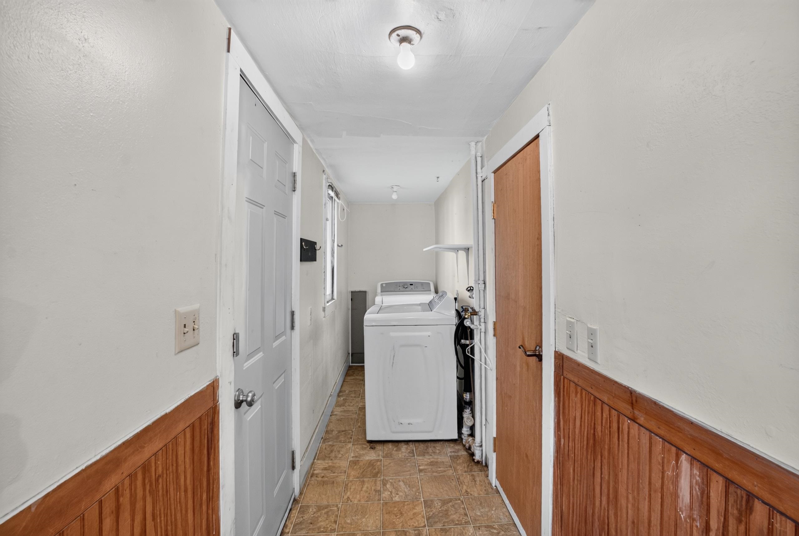 1105 E Olympic Ave - Photo 19