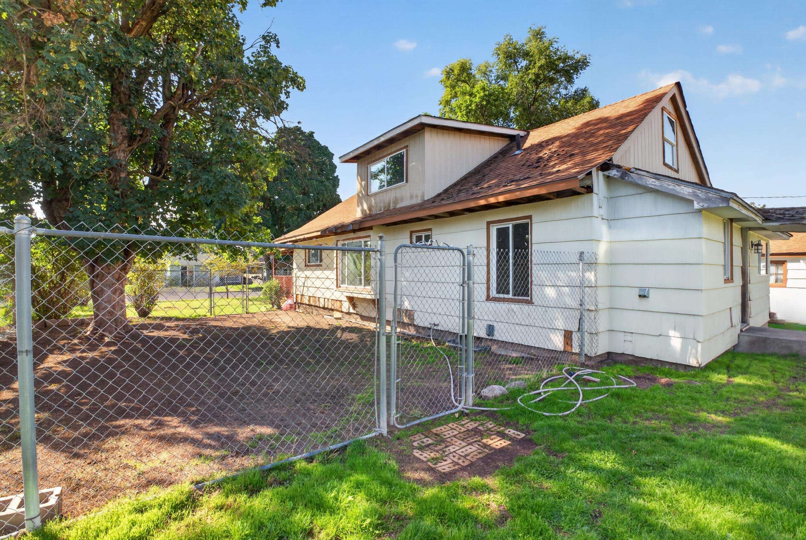 1105 E Olympic Ave - Photo 29