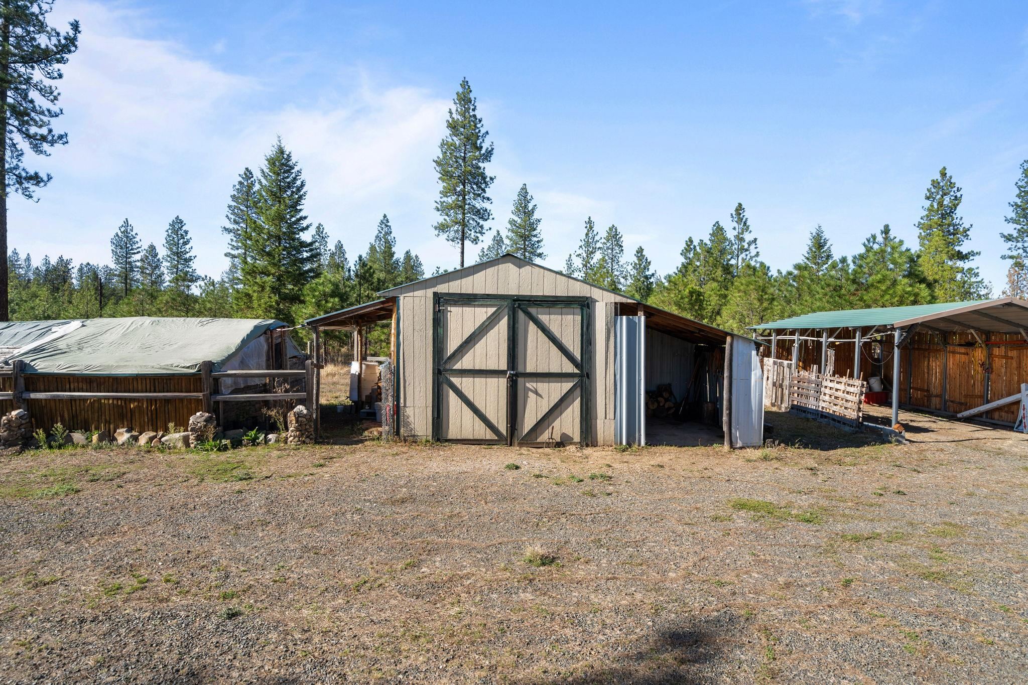 4548 Emilys Way - Photo 39