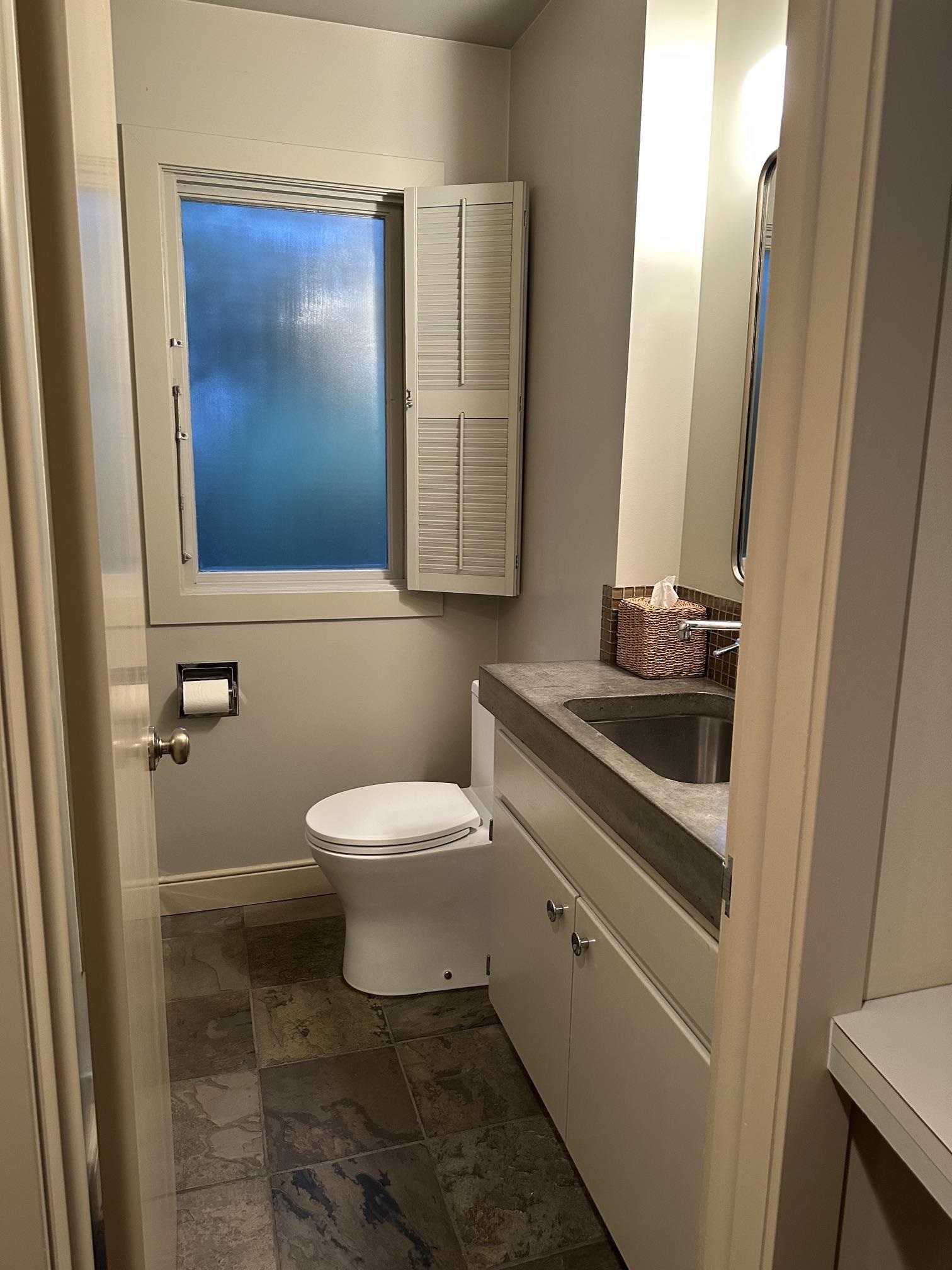 1010 W Comstock Ct - Photo 29