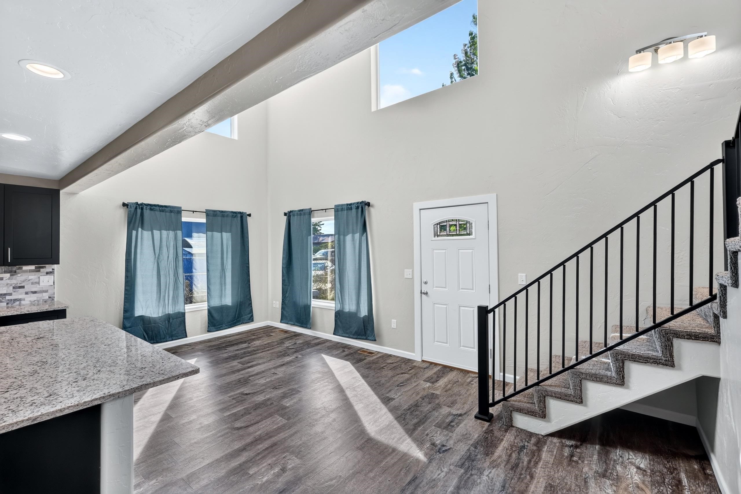 2708 N Miami Ct - Photo 8