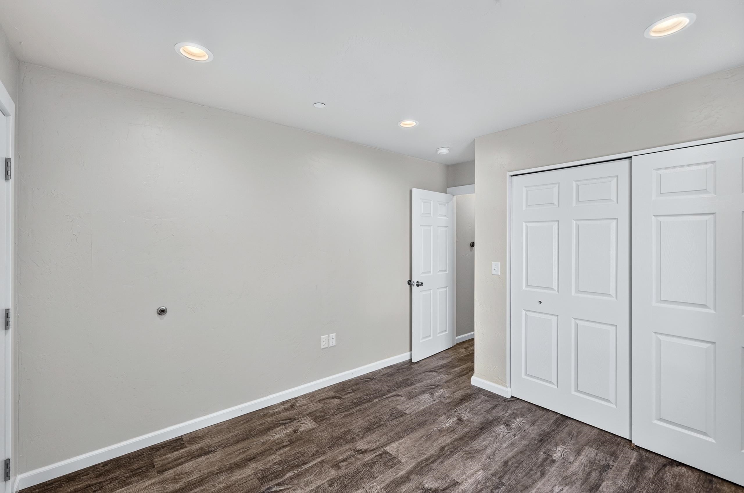 2708 N Miami Ct - Photo 17