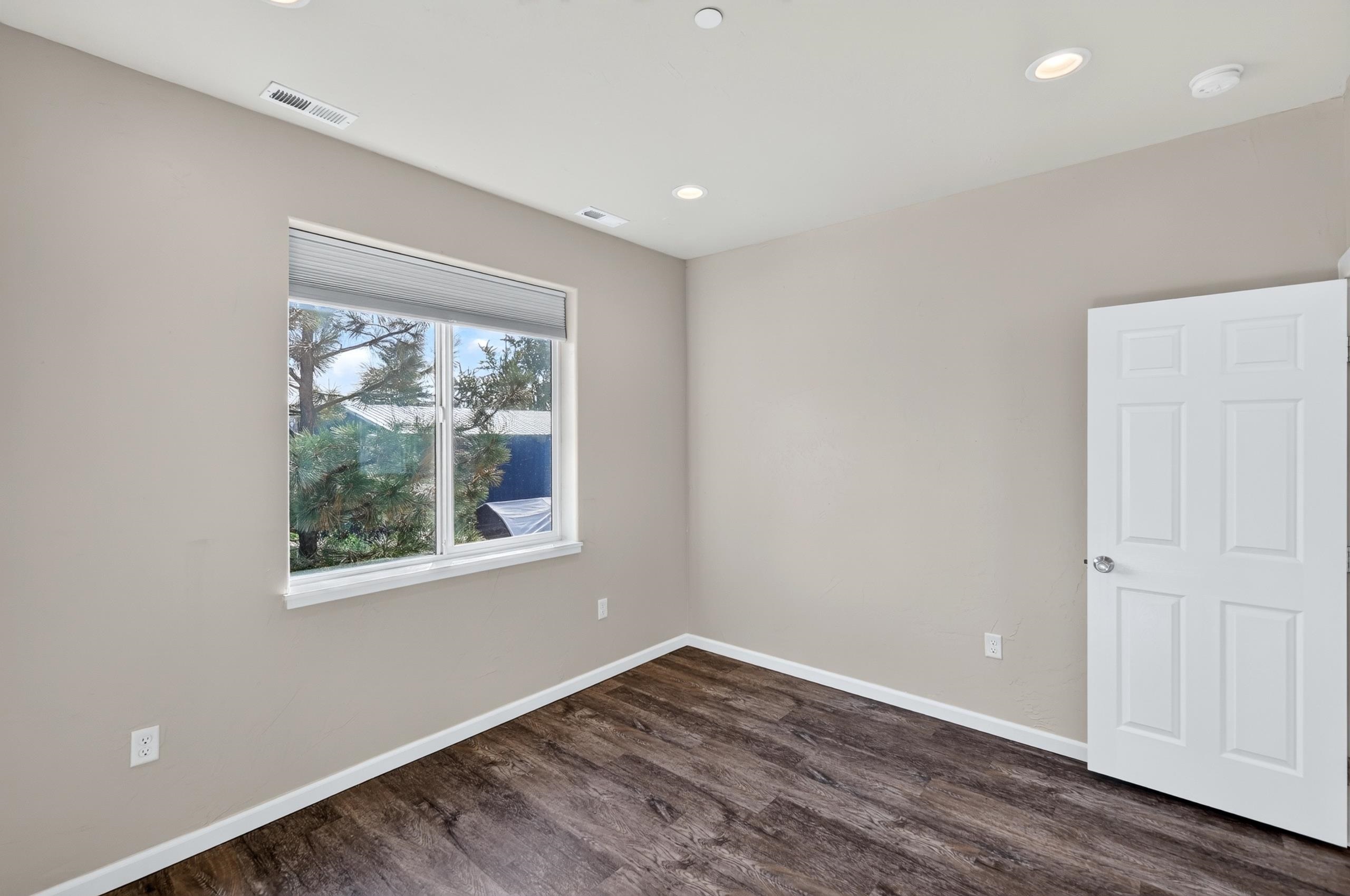 2708 N Miami Ct - Photo 26