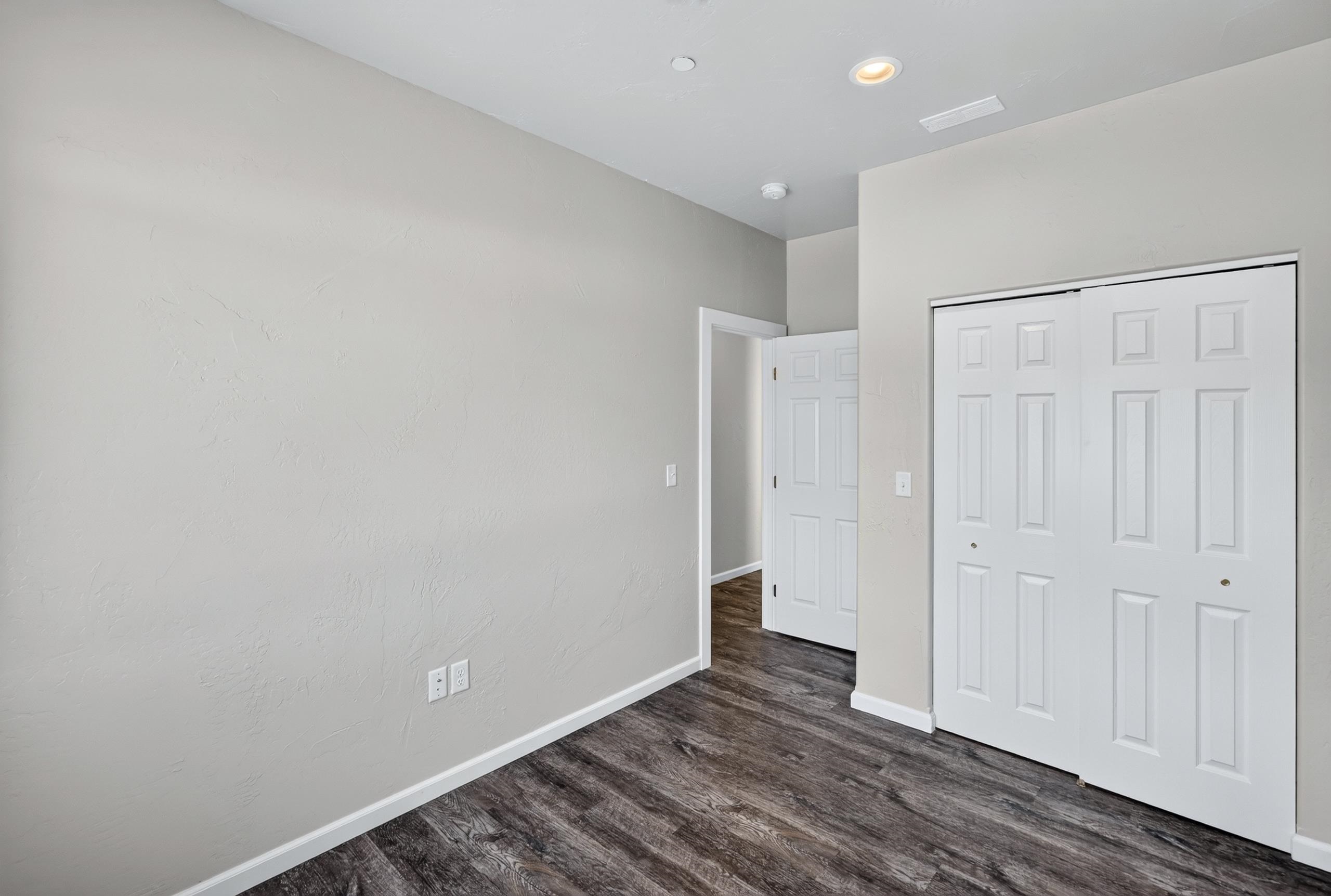 2708 N Miami Ct - Photo 36