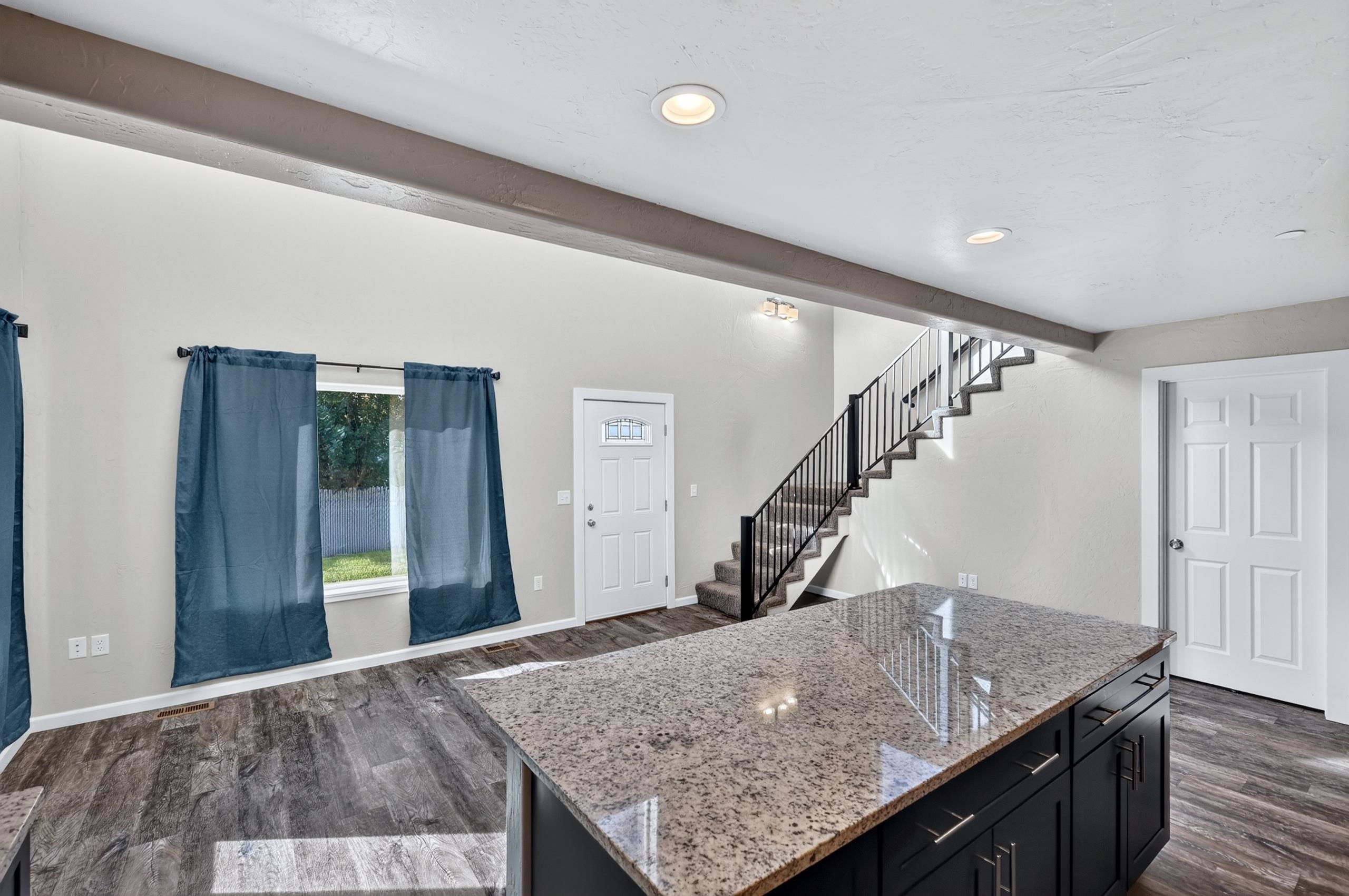 2708 N Miami Ct - Photo 13