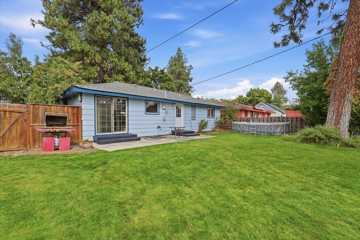 1221 W Columbia Ave - Photo 19