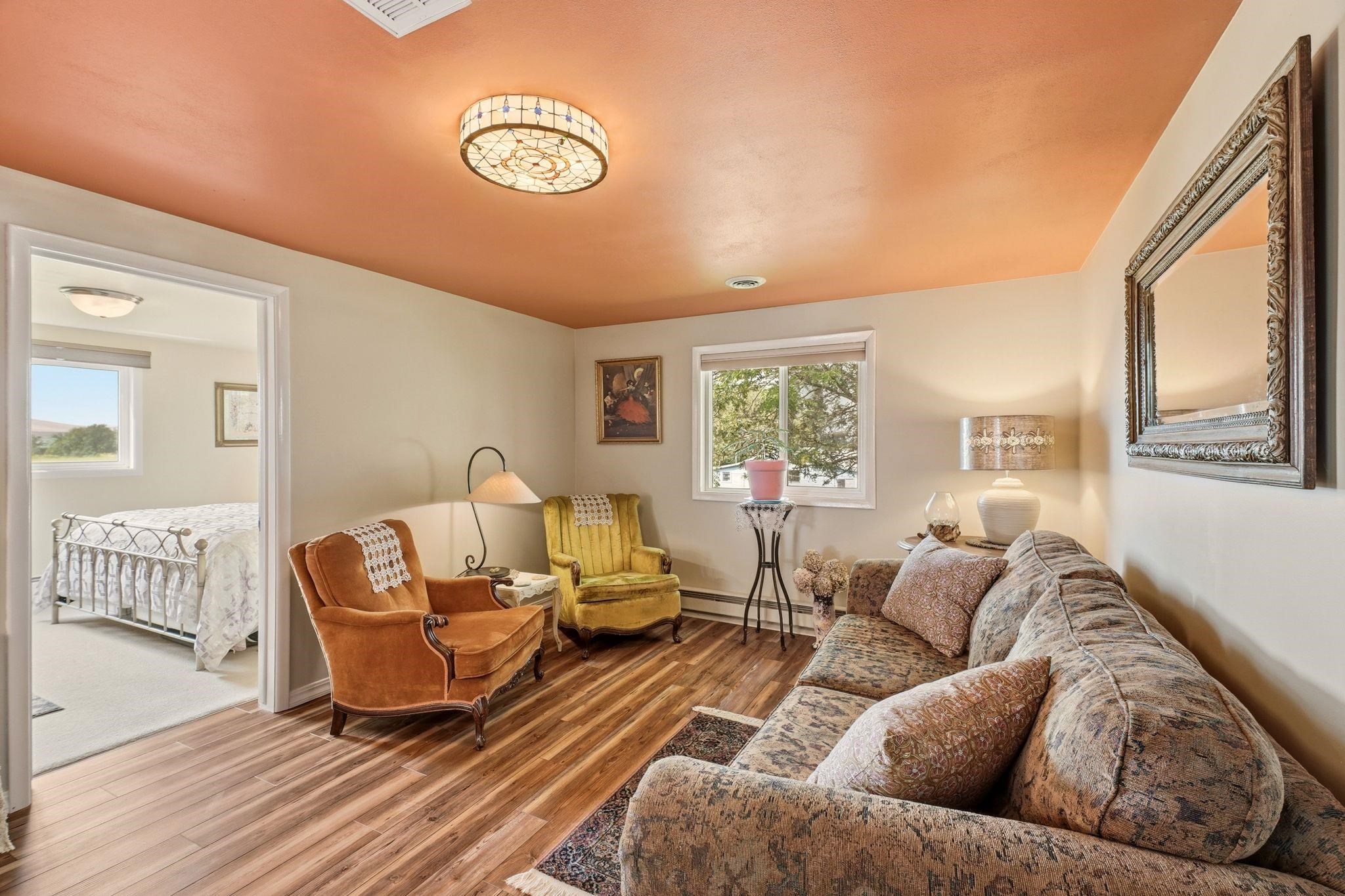 6354 Lancaster Rd - Photo 8