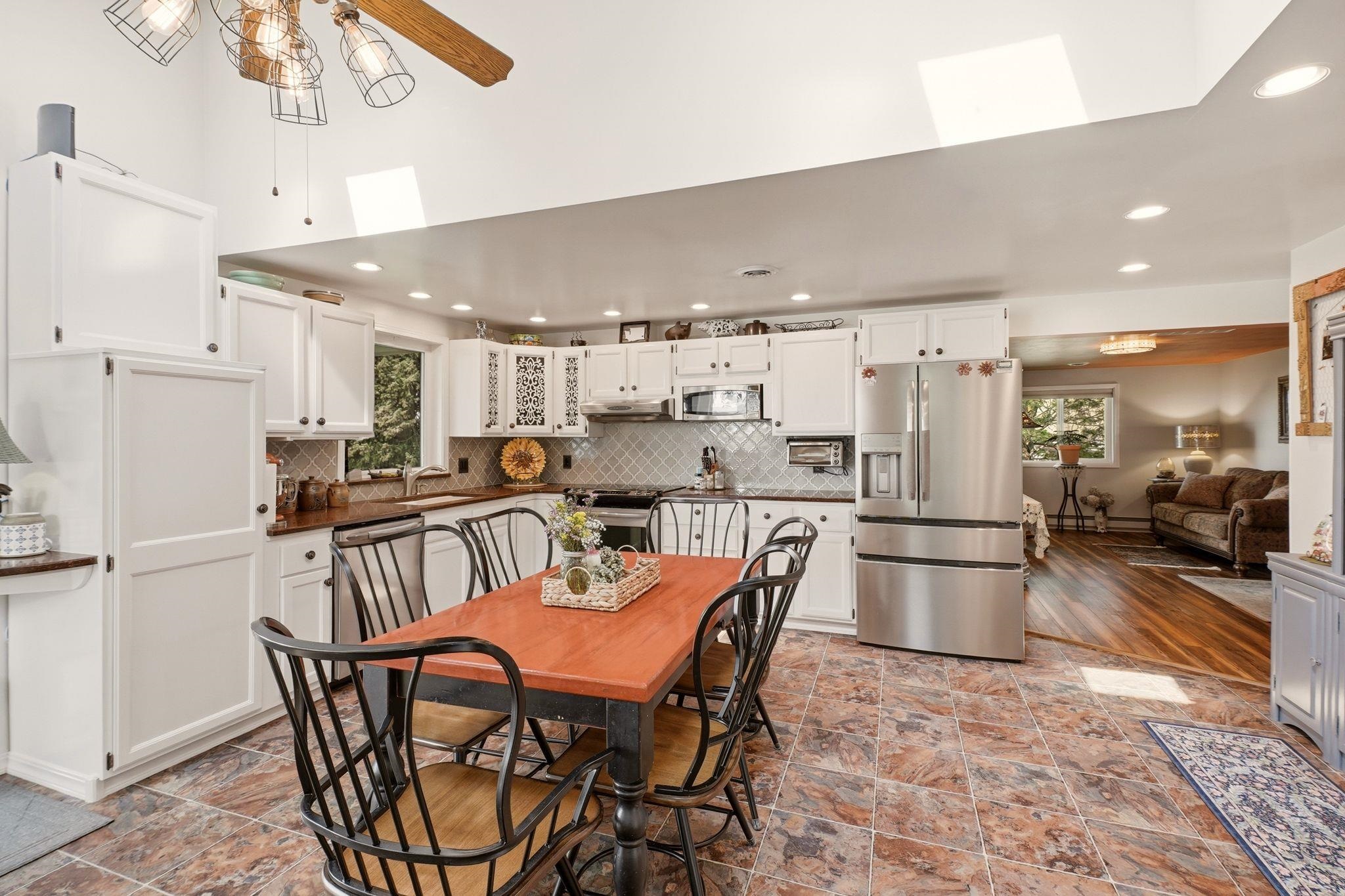 6354 Lancaster Rd - Photo 12