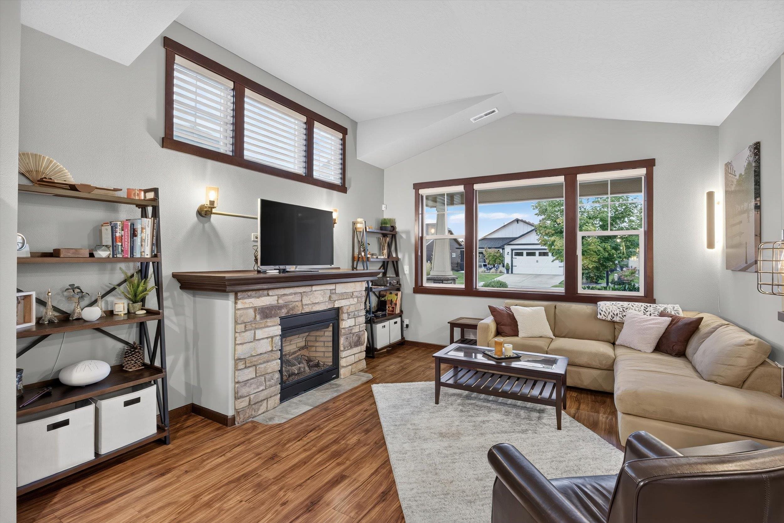 9322 N Rosebury Ln - Photo 4