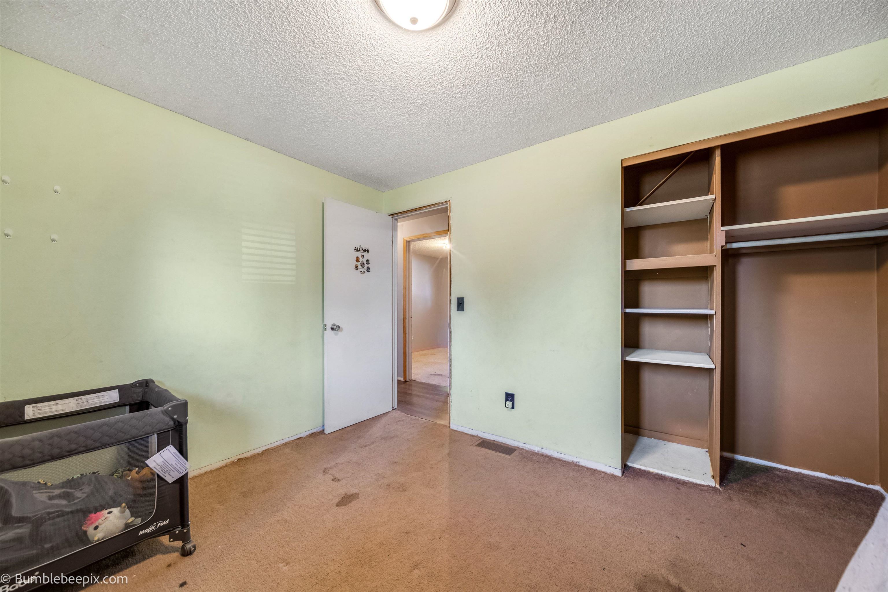 105 N Holiday Rd - Photo 18