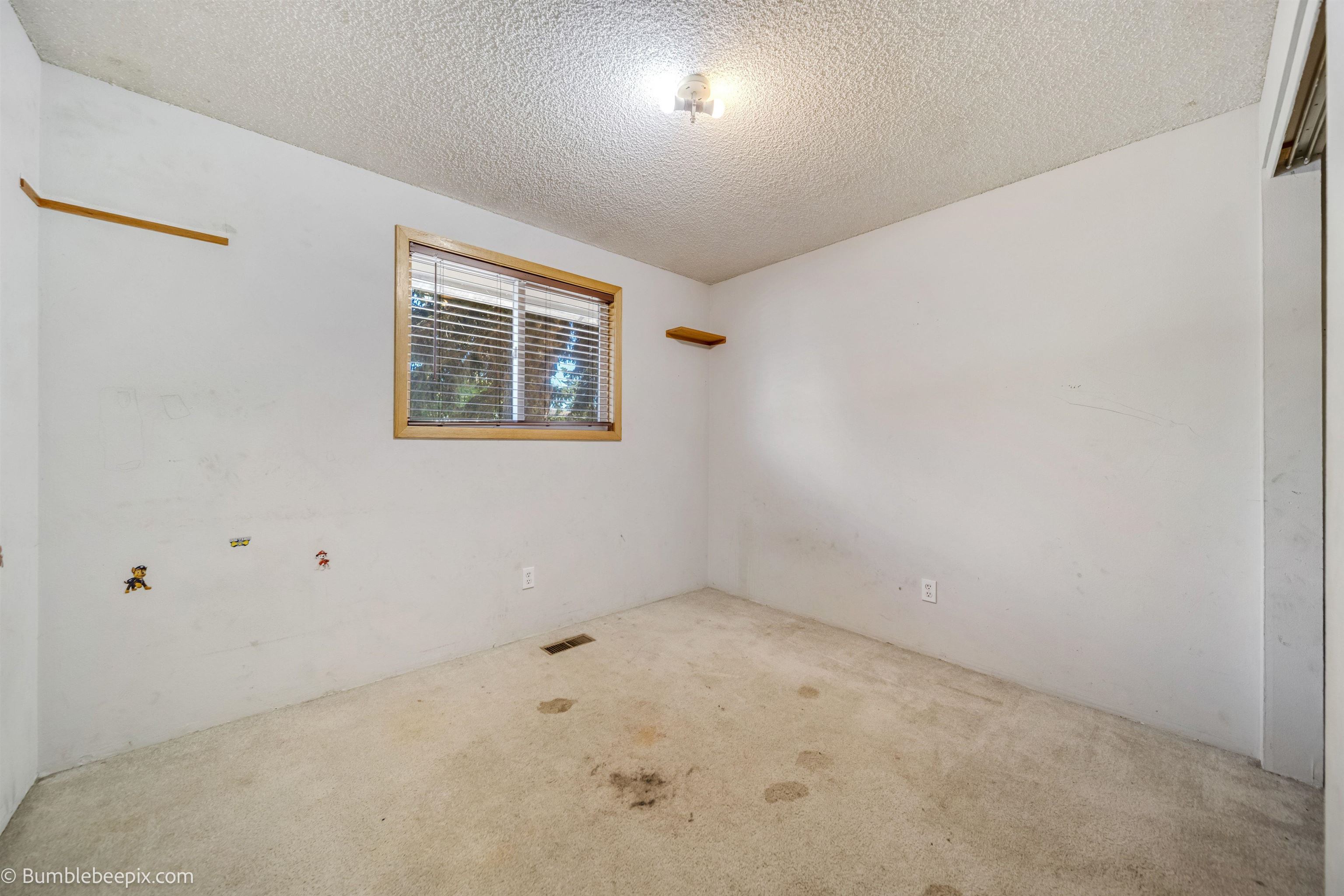 105 N Holiday Rd - Photo 19