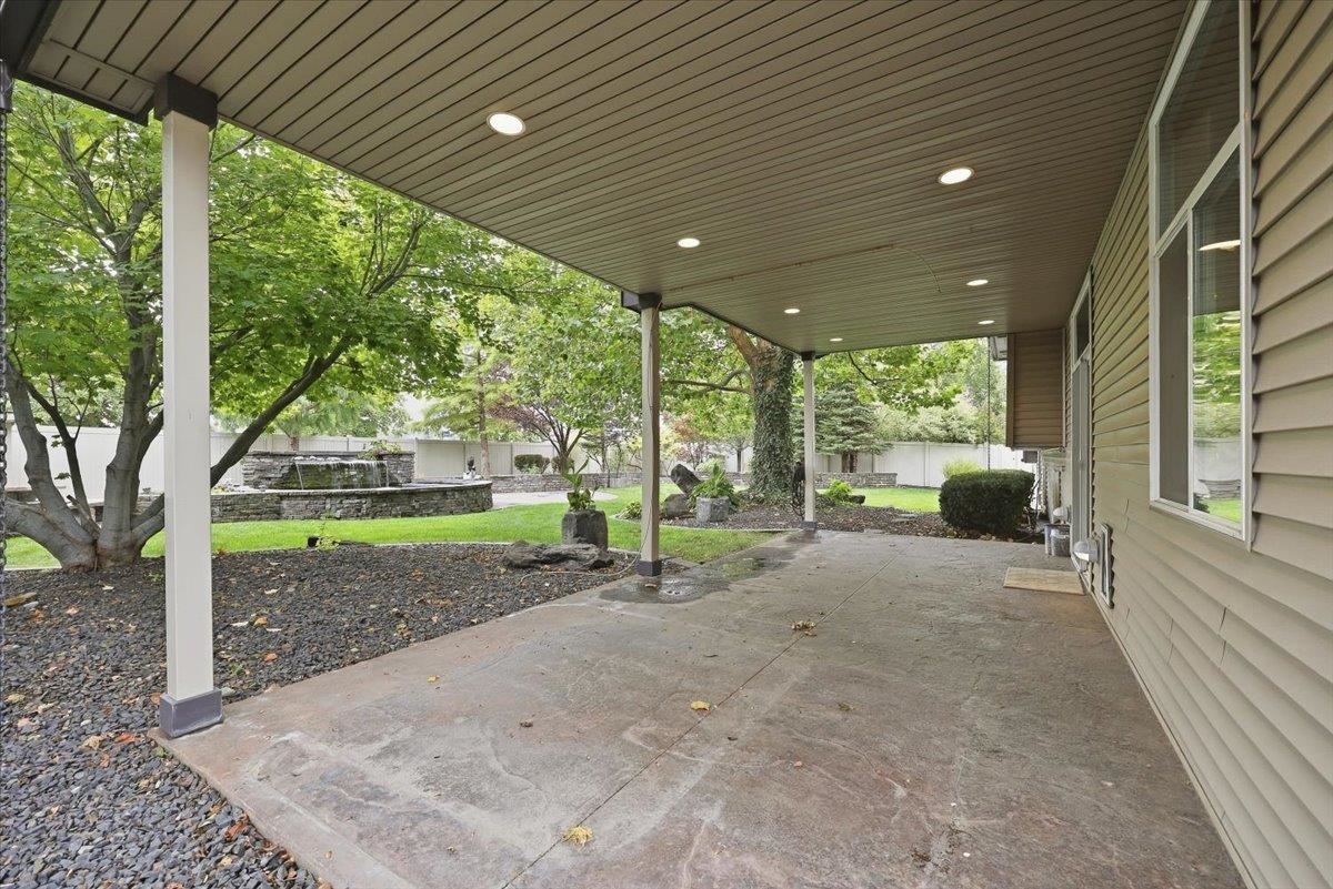 804 S Shelley Lake Ln - Photo 28