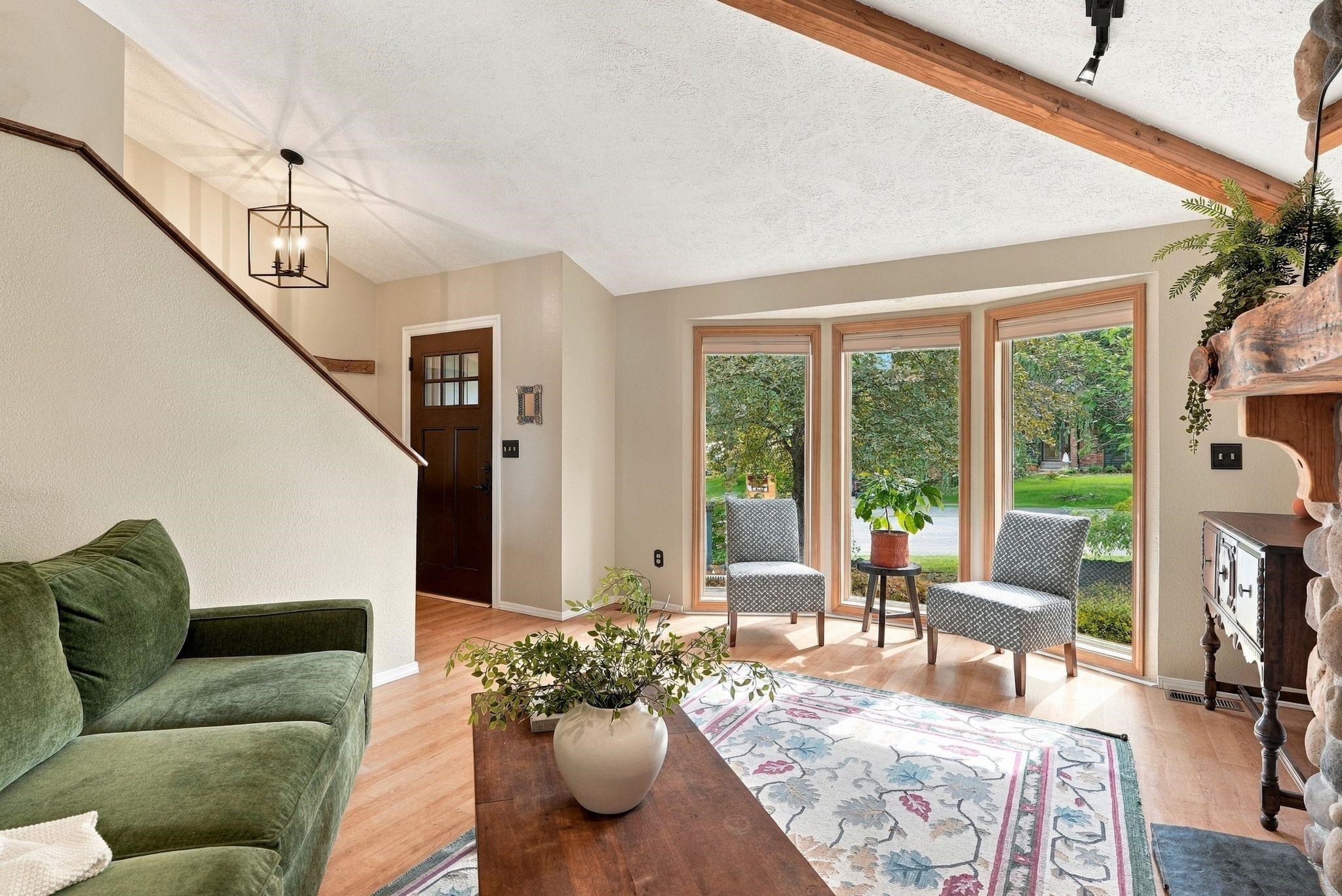 4827 E 46th Ave - Photo 4
