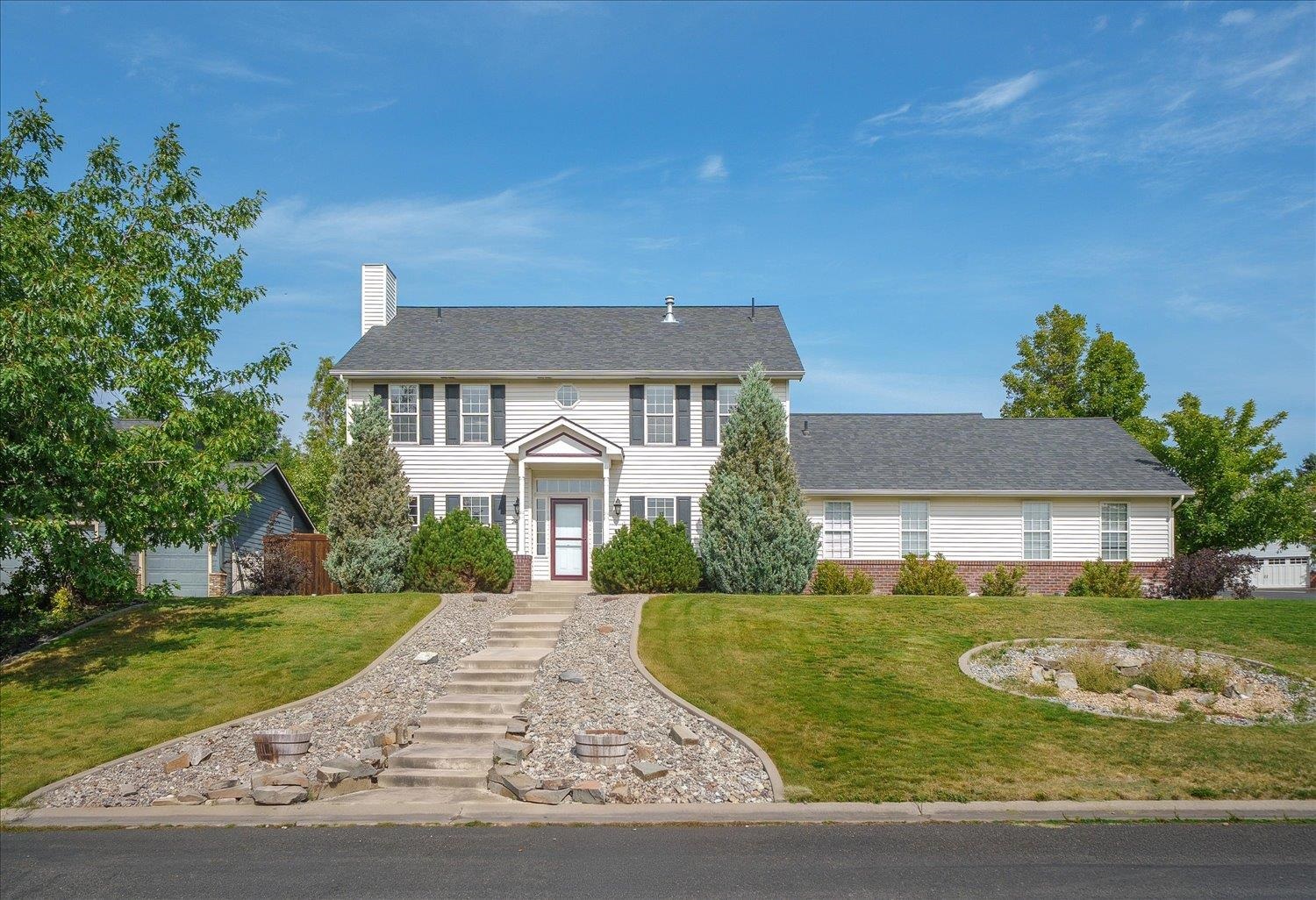 2422 S Boulder Ln - Photo 1