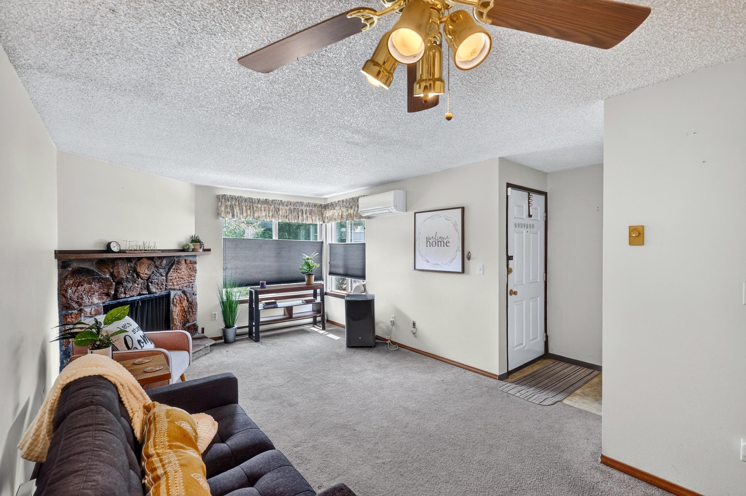 6005 E 6th Ave - Photo 2