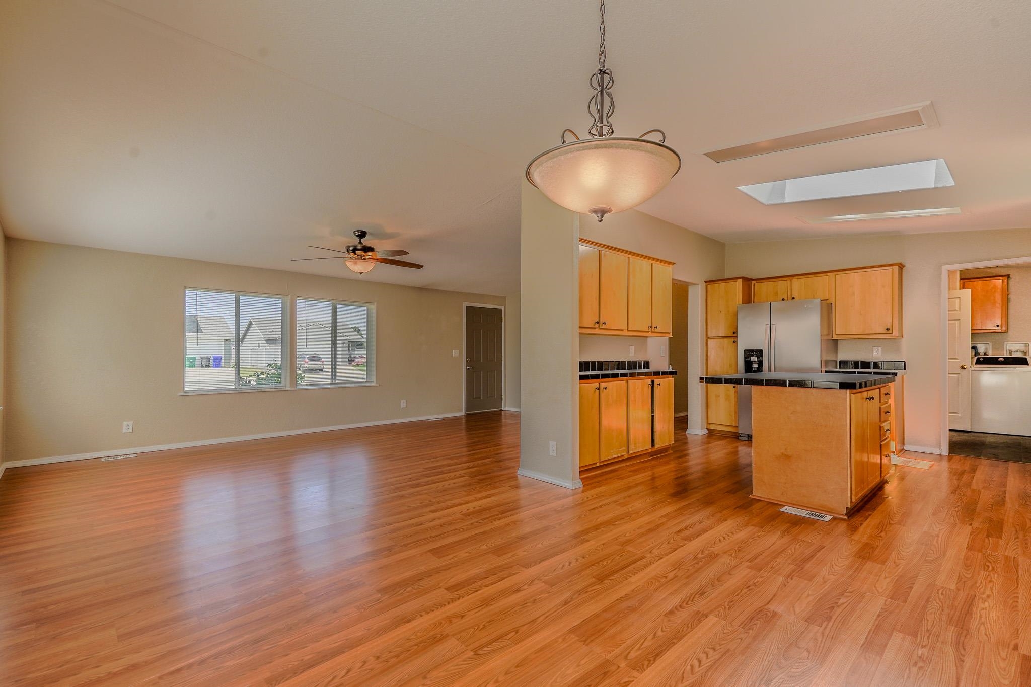 612 N Shamrock Rd - Photo 3