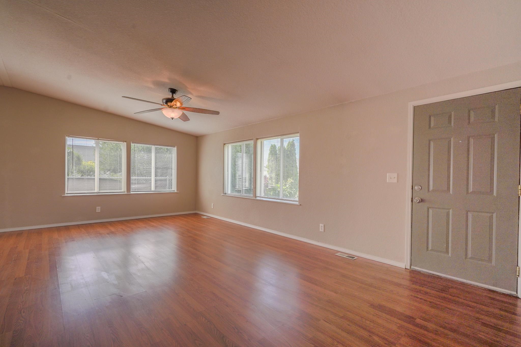 612 N Shamrock Rd - Photo 6