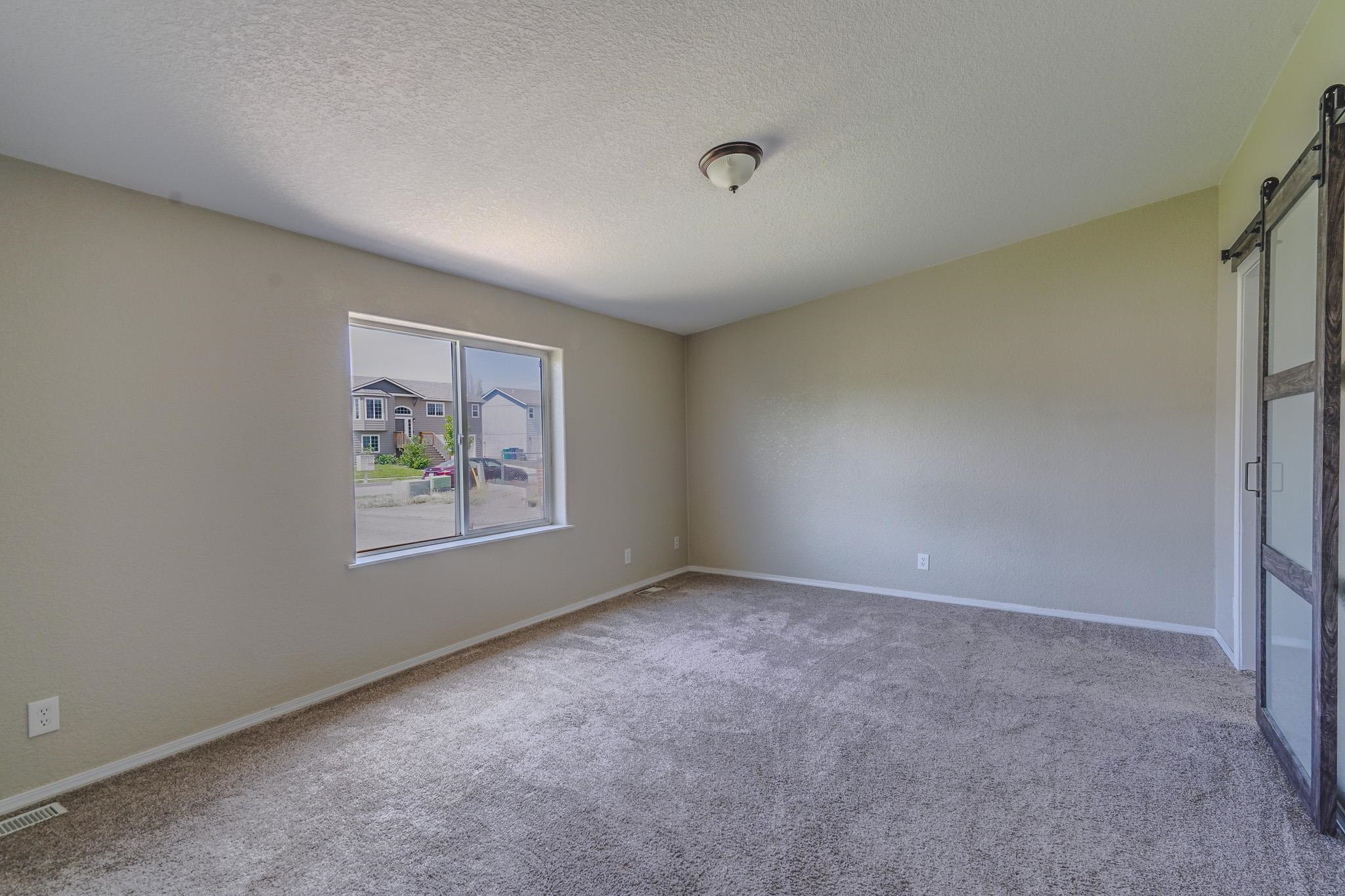 612 N Shamrock Rd - Photo 9