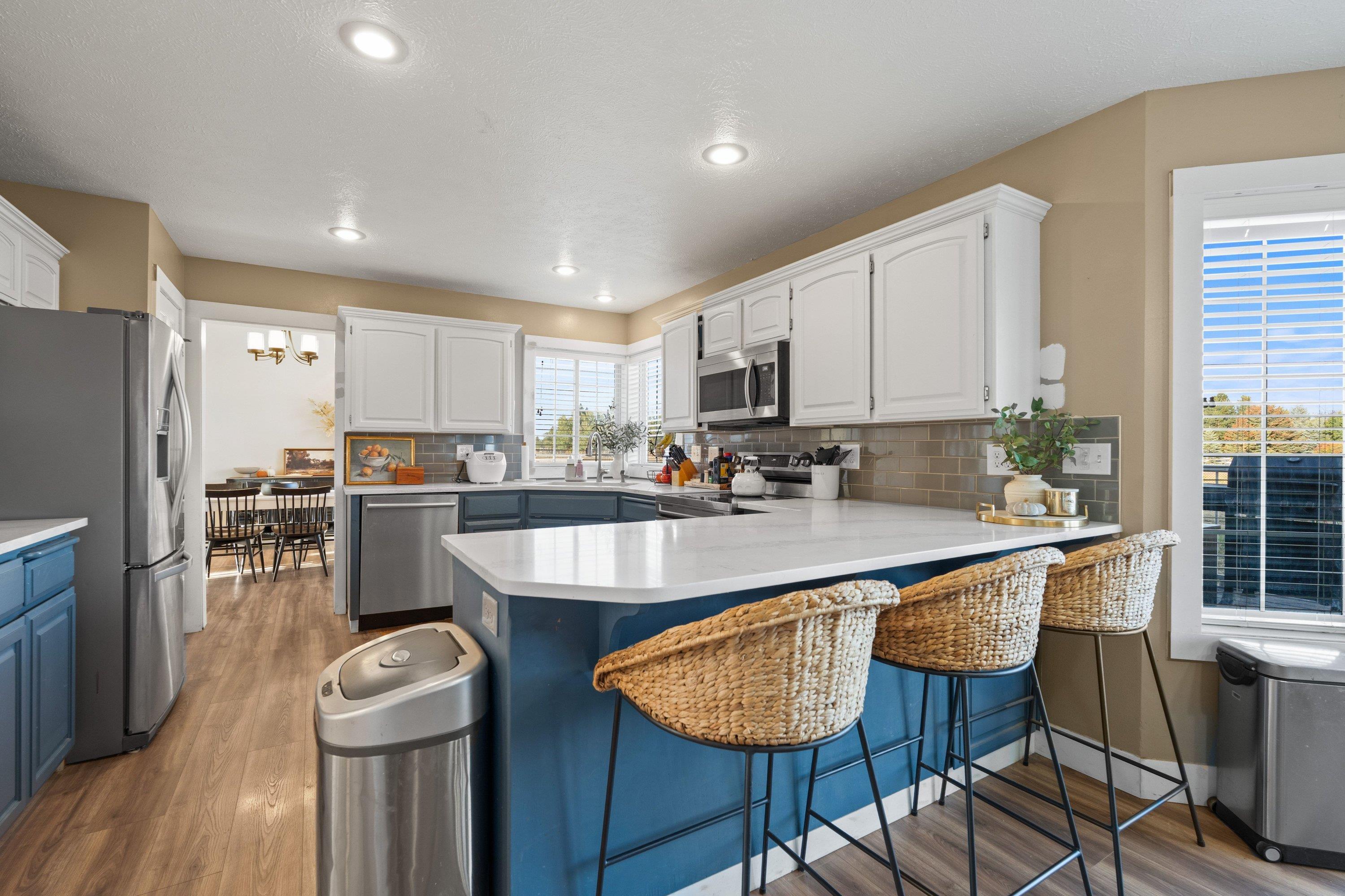 1029 W Crestview Rd - Photo 11