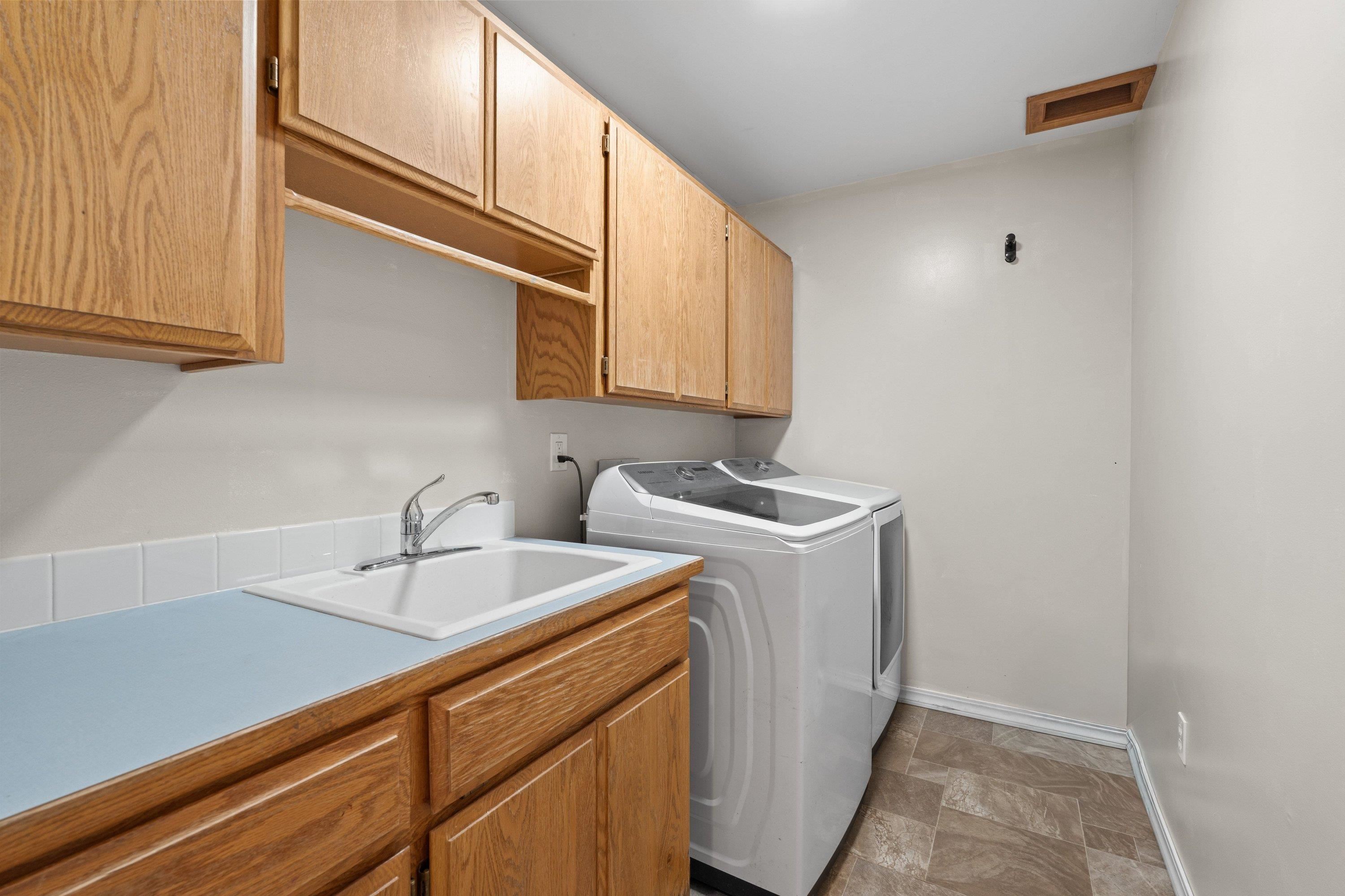 1029 W Crestview Rd - Photo 18