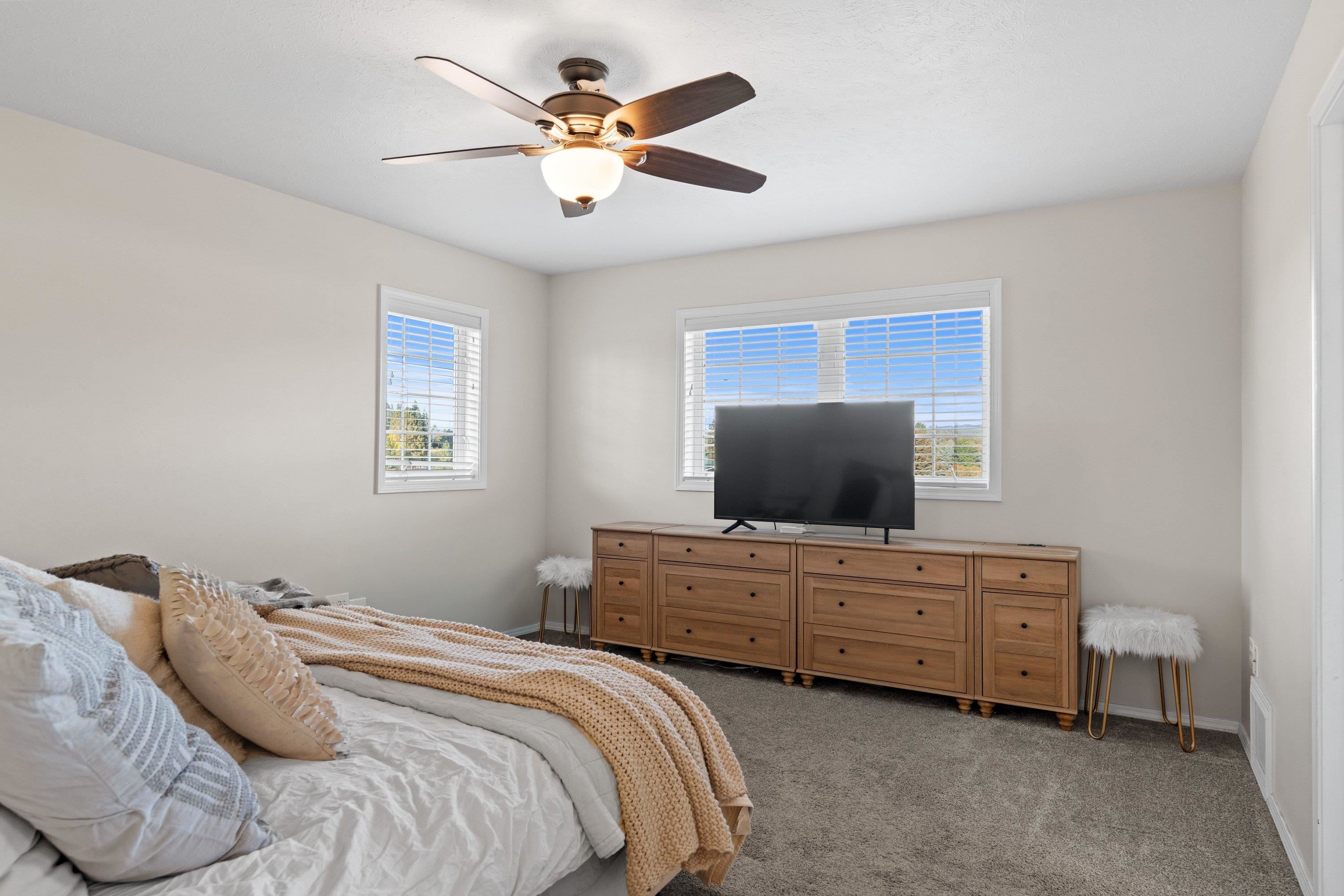 1029 W Crestview Rd - Photo 21