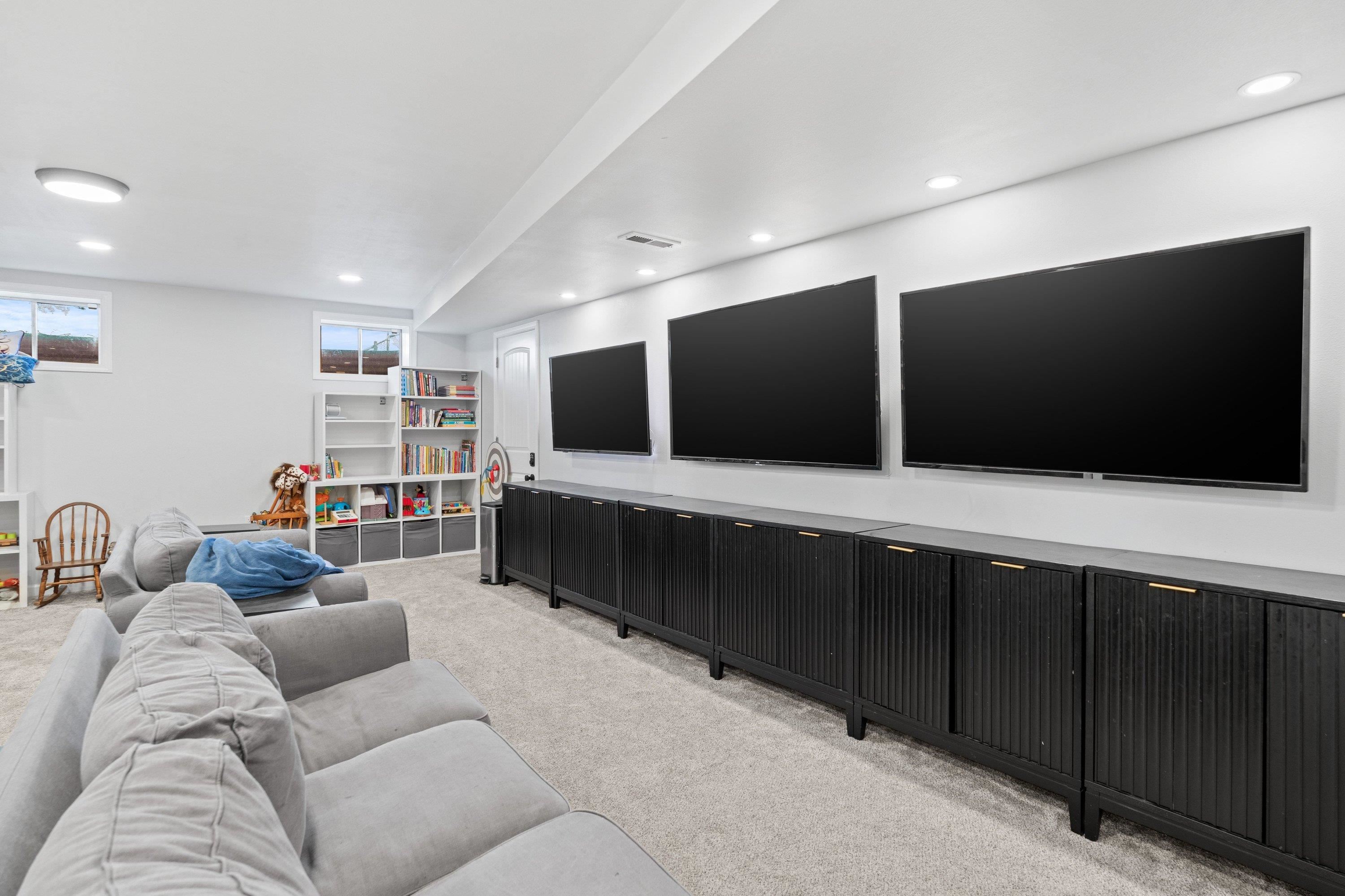 1029 W Crestview Rd - Photo 32