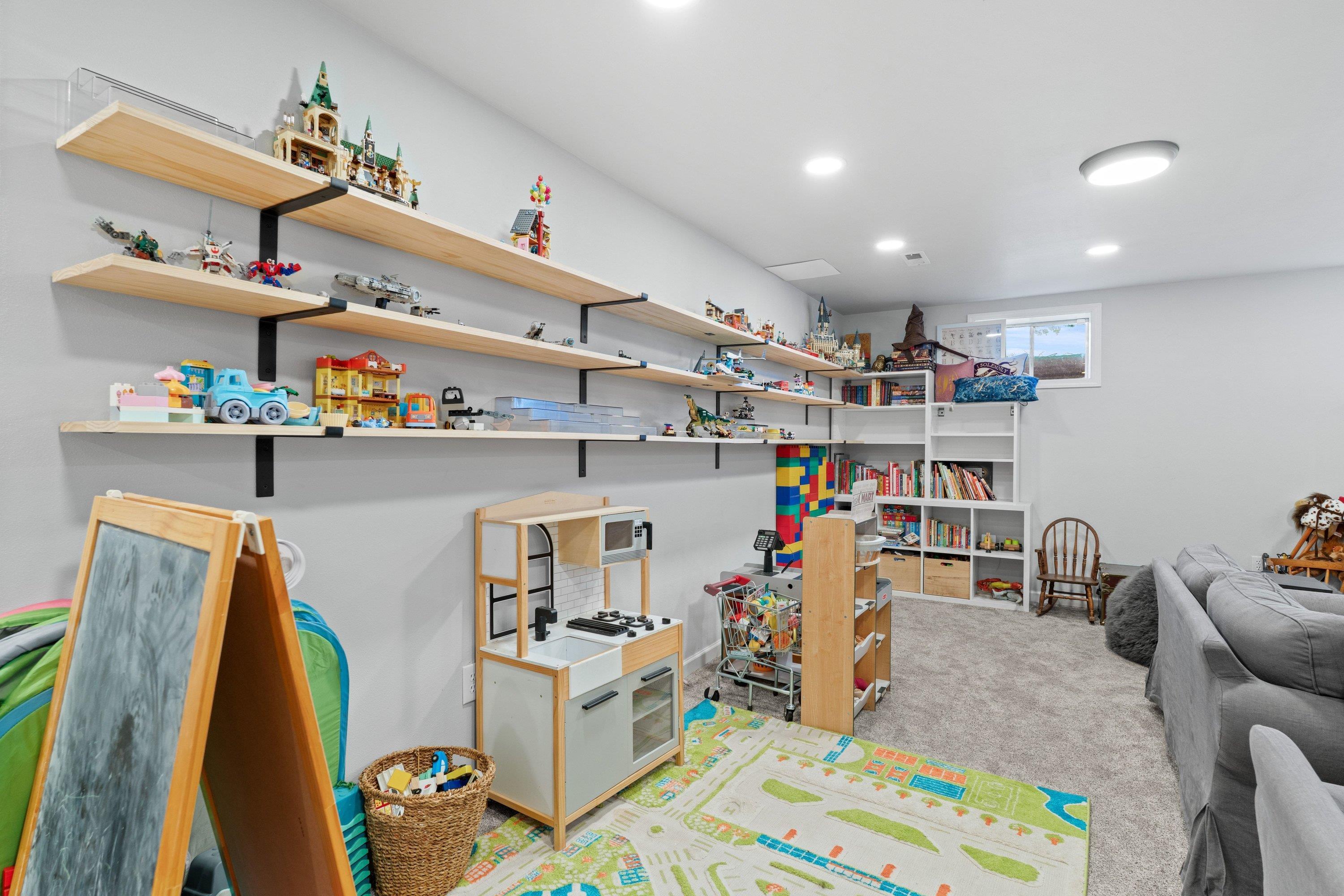 1029 W Crestview Rd - Photo 34
