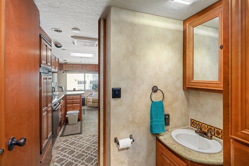 40631 N Sunset Dr - Photo 33