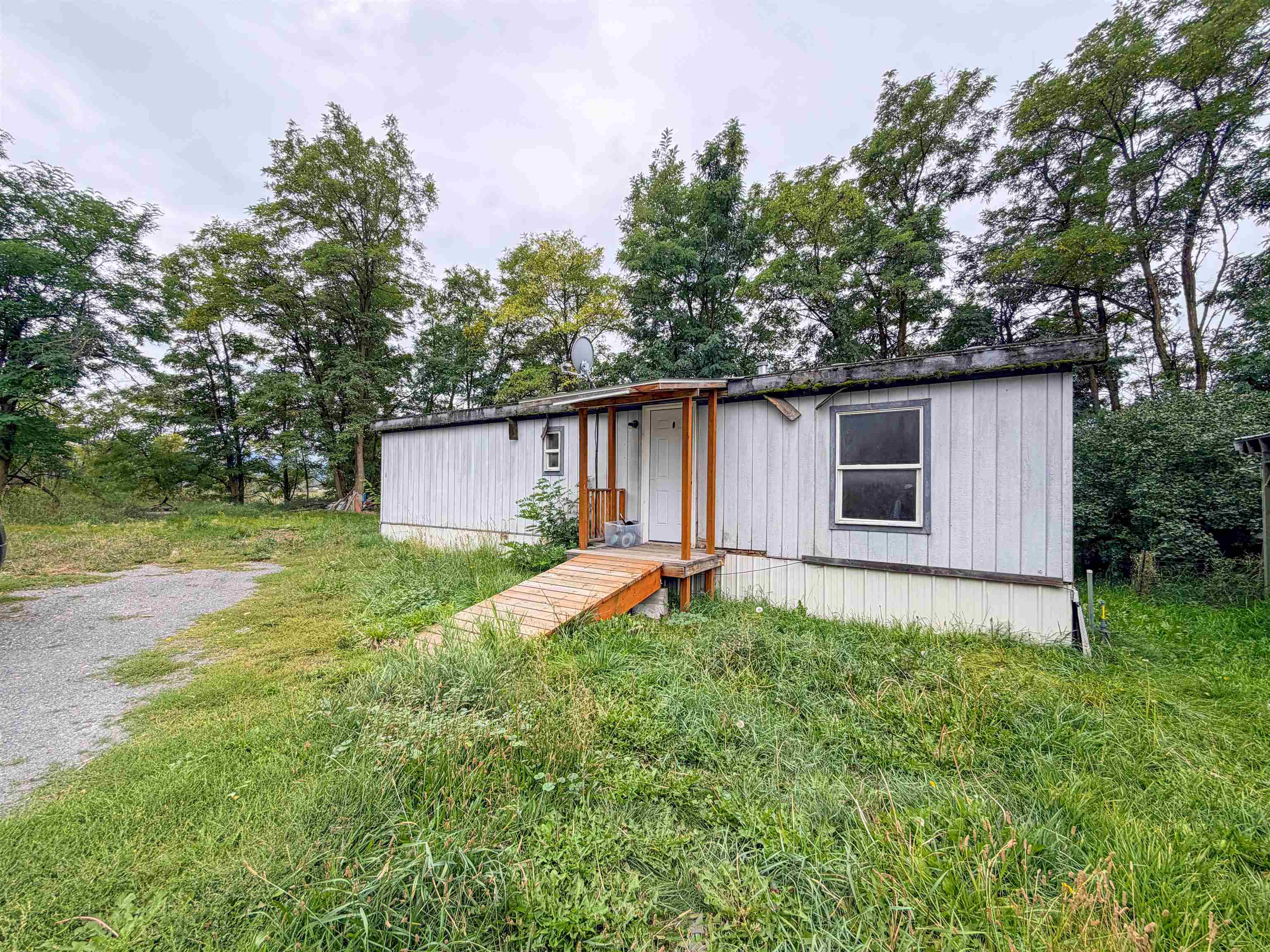 164 Mountain View Ave - Photo 1