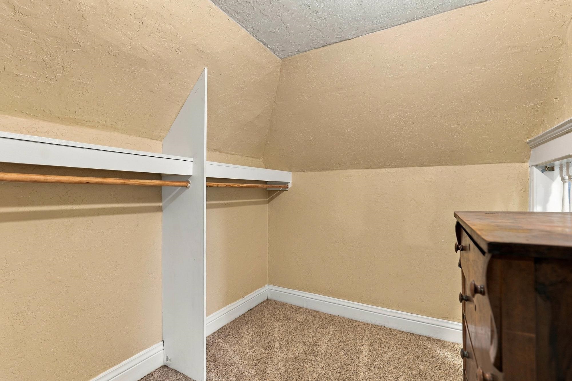 703 W Spofford Ave - Photo 15
