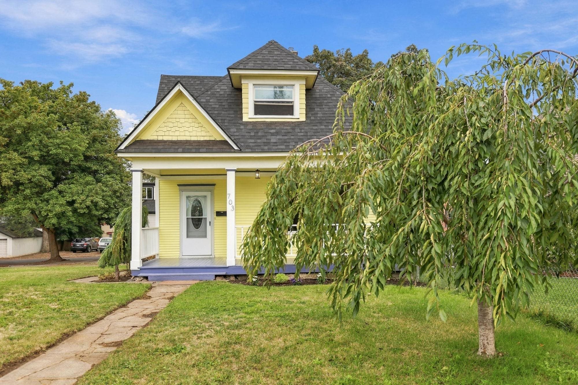 703 W Spofford Ave - Photo 26