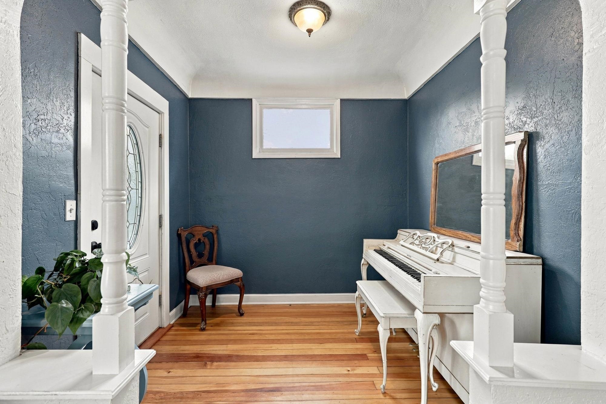 703 W Spofford Ave - Photo 12