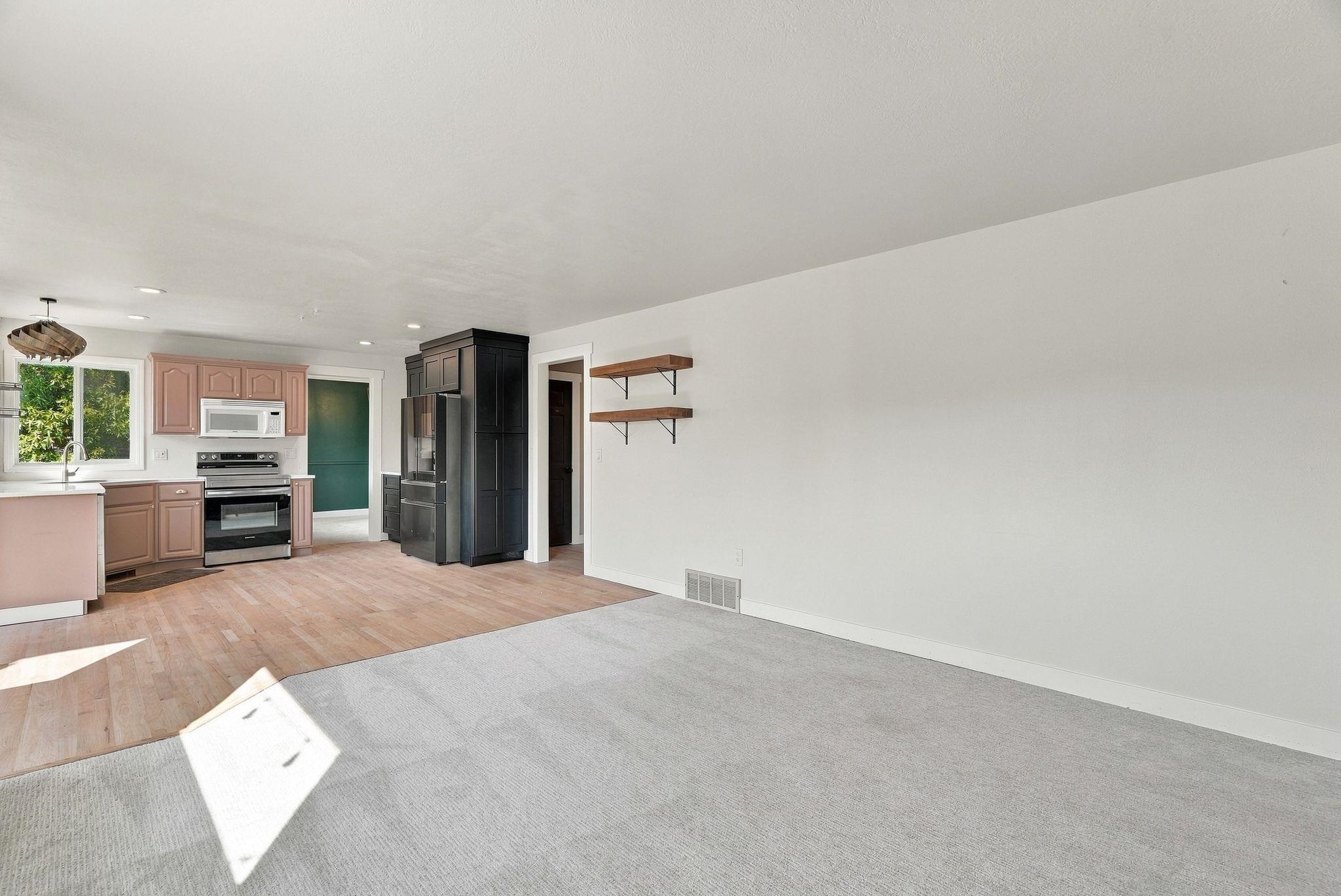 114 S Molter Rd - Photo 10