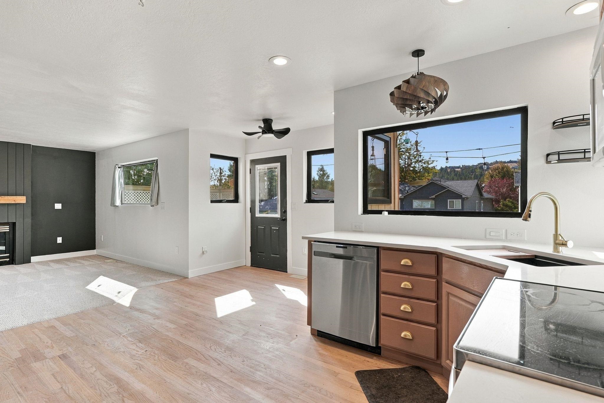 114 S Molter Rd - Photo 17
