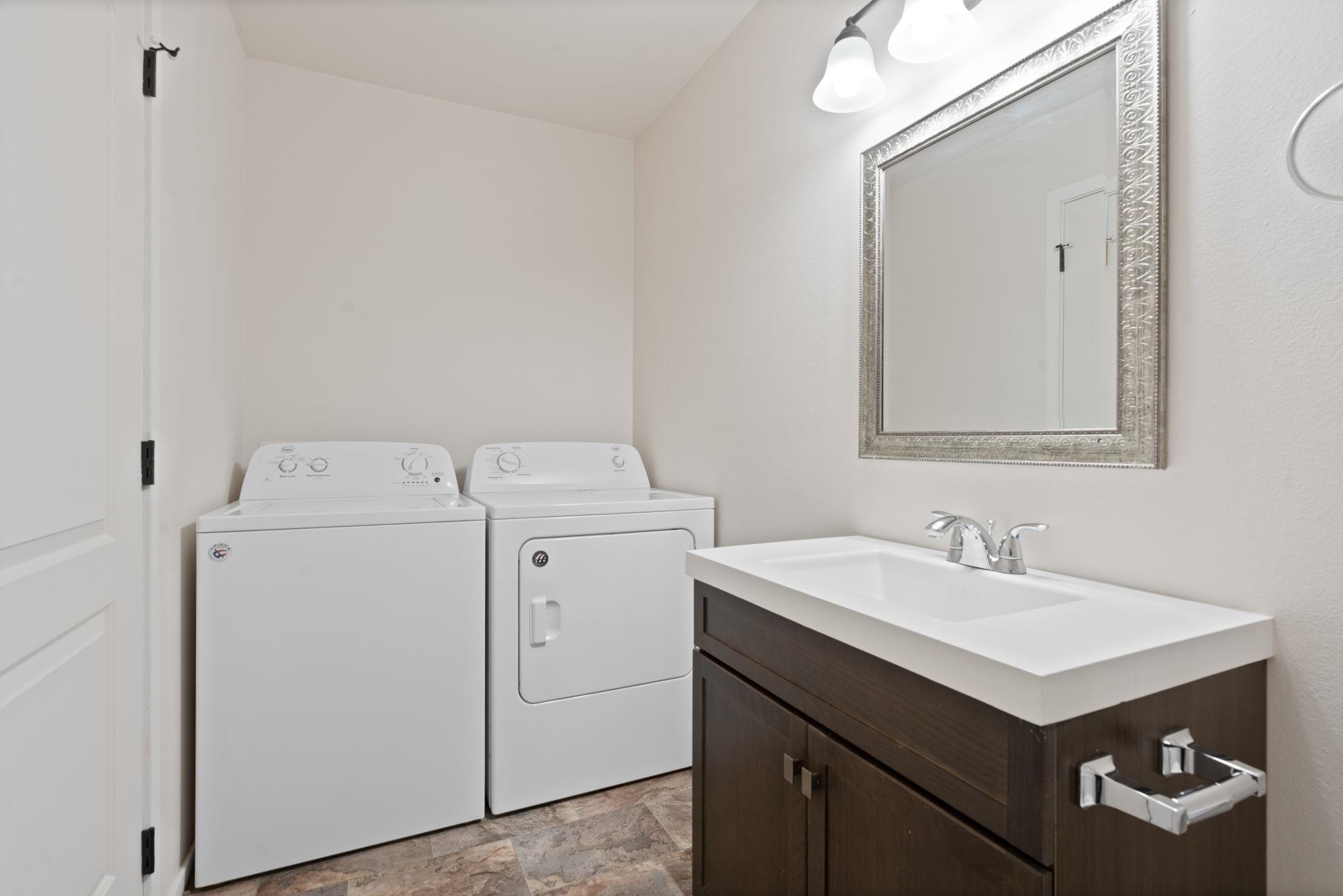 5524 N Driscoll Blvd - Photo 23